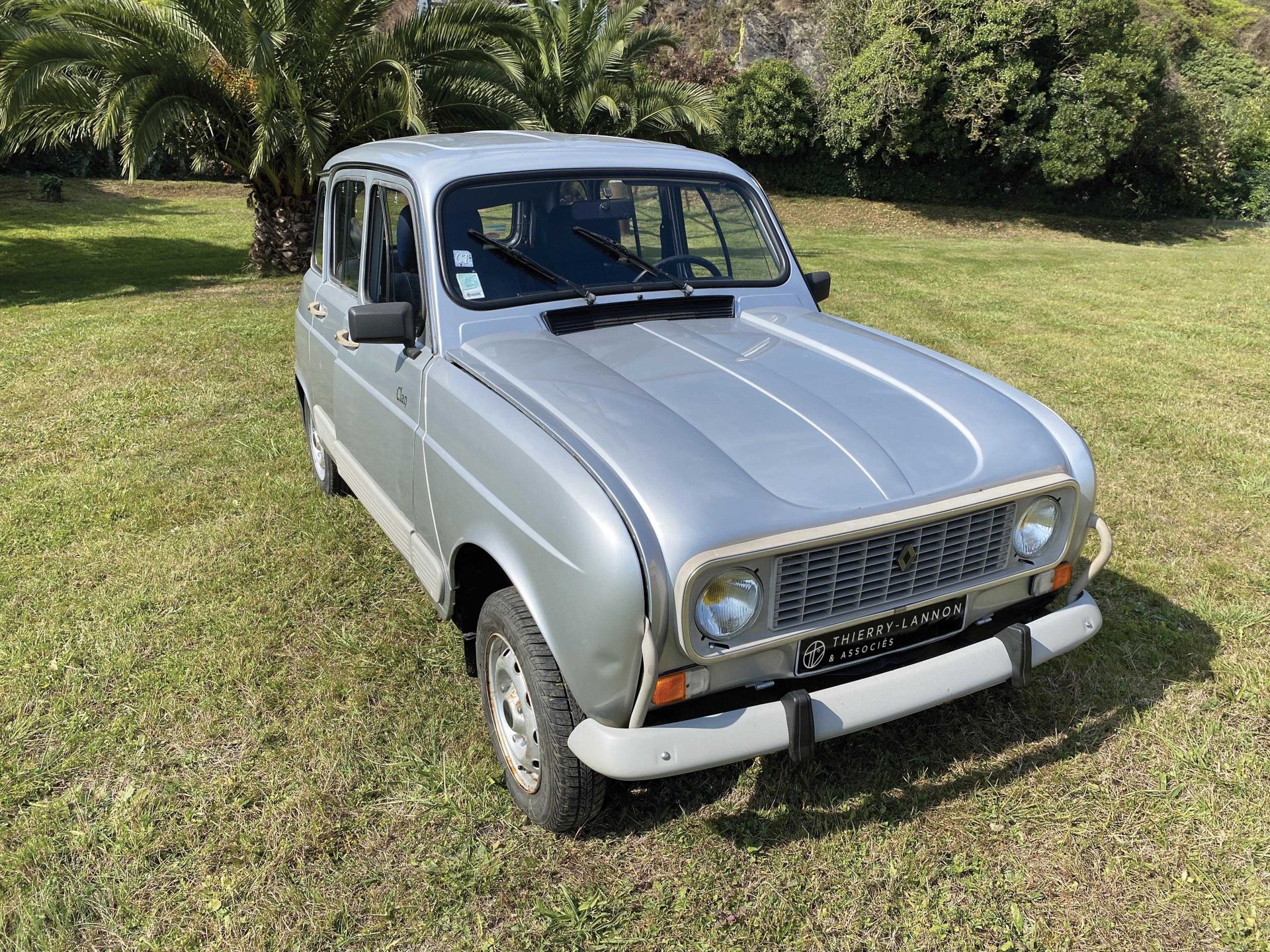 Null 
RENAULT 4 CLAN. 1989 - Tipo 112800