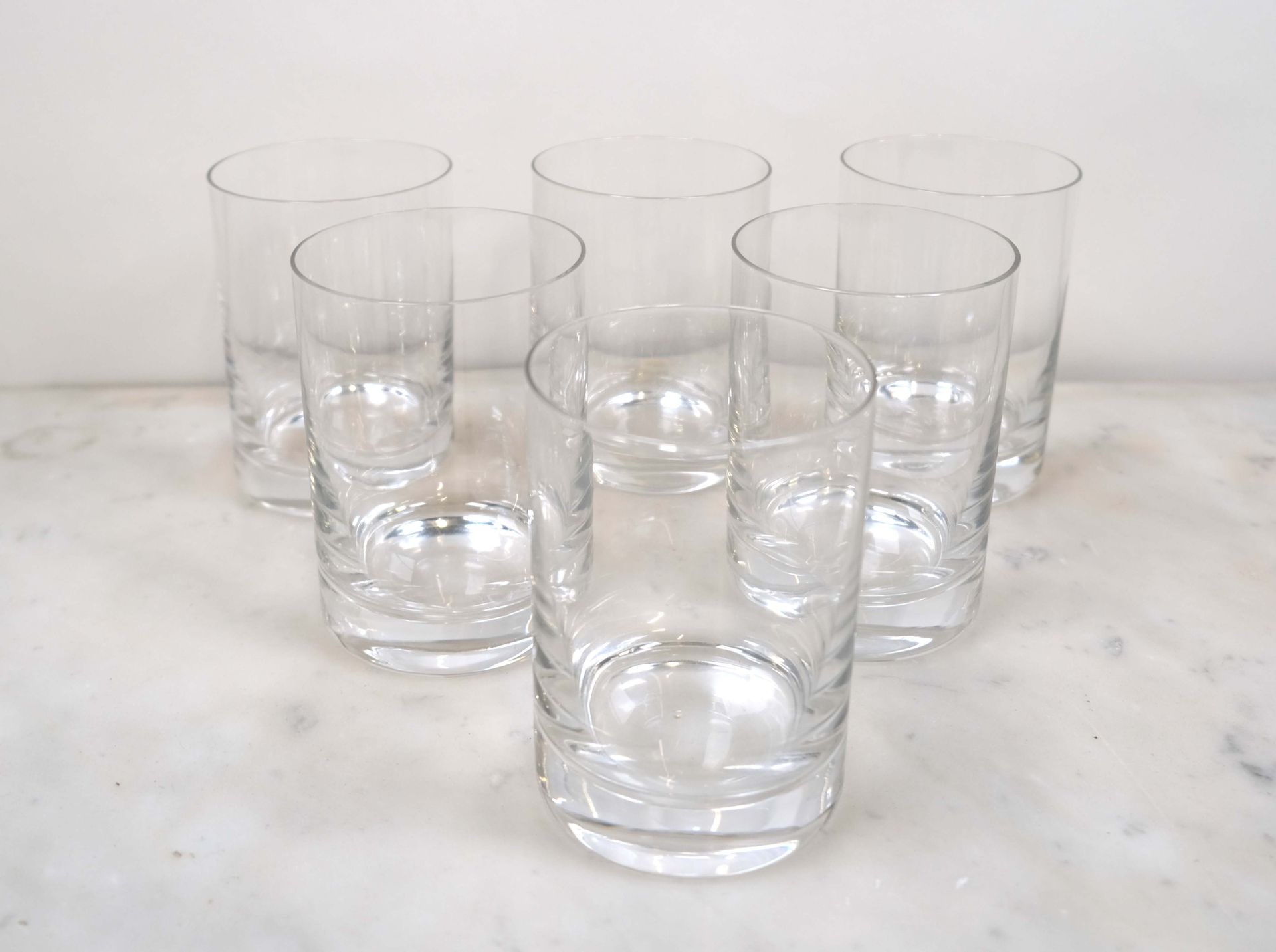 Null DAUM Francia, 6 vasos de cristal para whisky. H: 11 cm. A ello se une DAUM,&hellip;