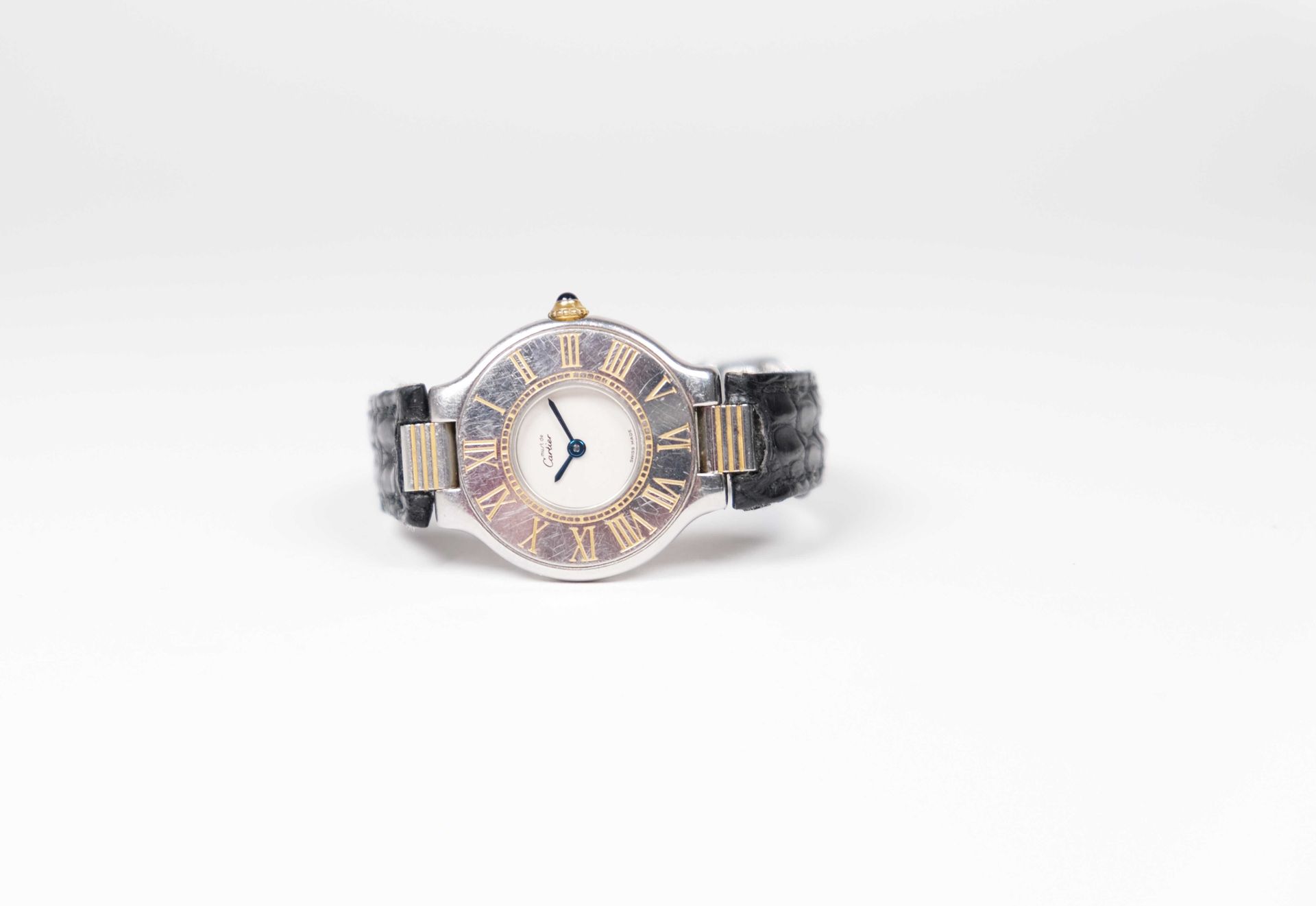 Null MUST DE CARTIER, Orologio in acciaio e placcato oro, cinturino in pelle. D &hellip;