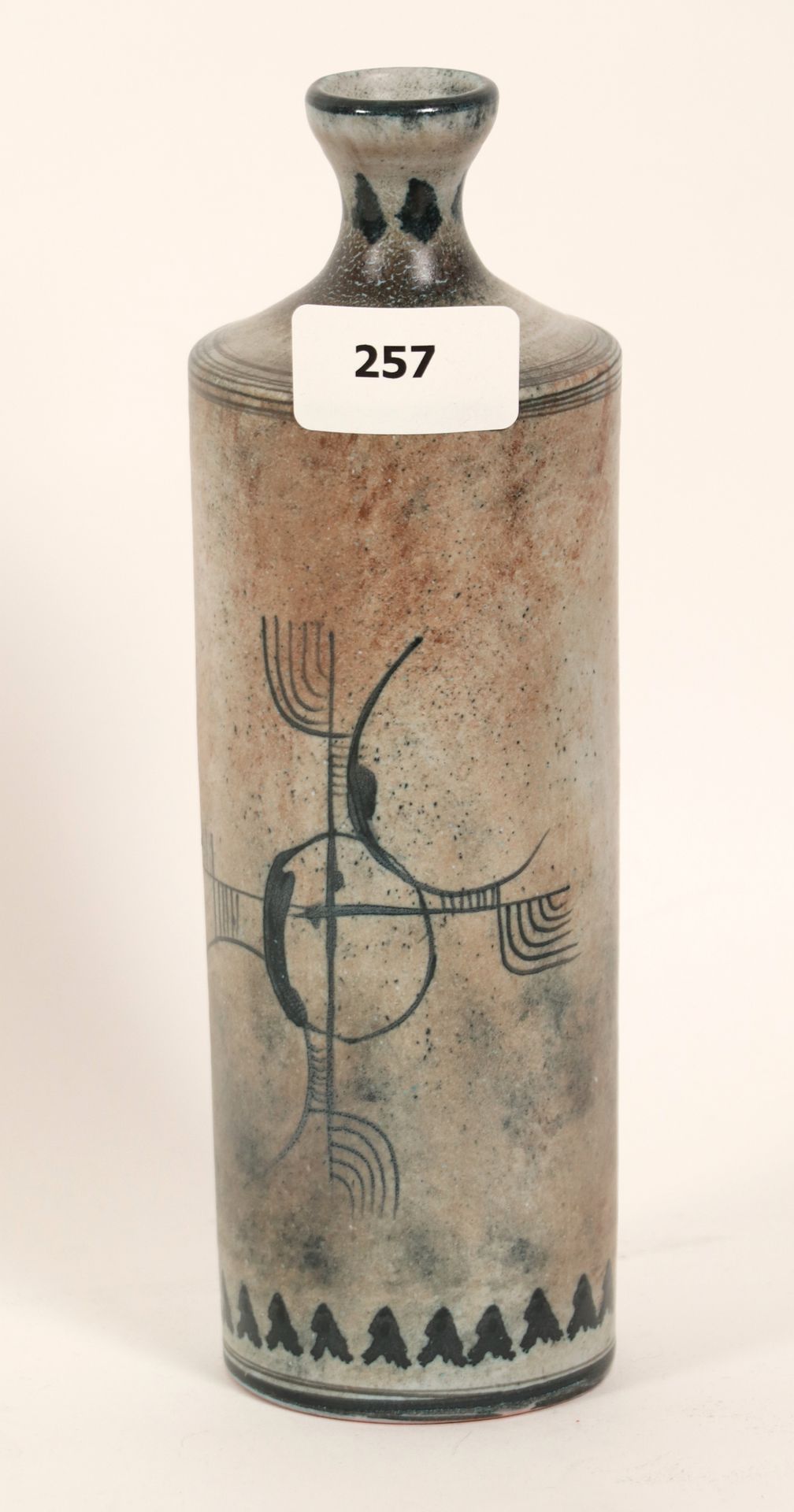 Null Yvon ROY (XXe), Soliflore Vase aus Steingut. H: 23 cm