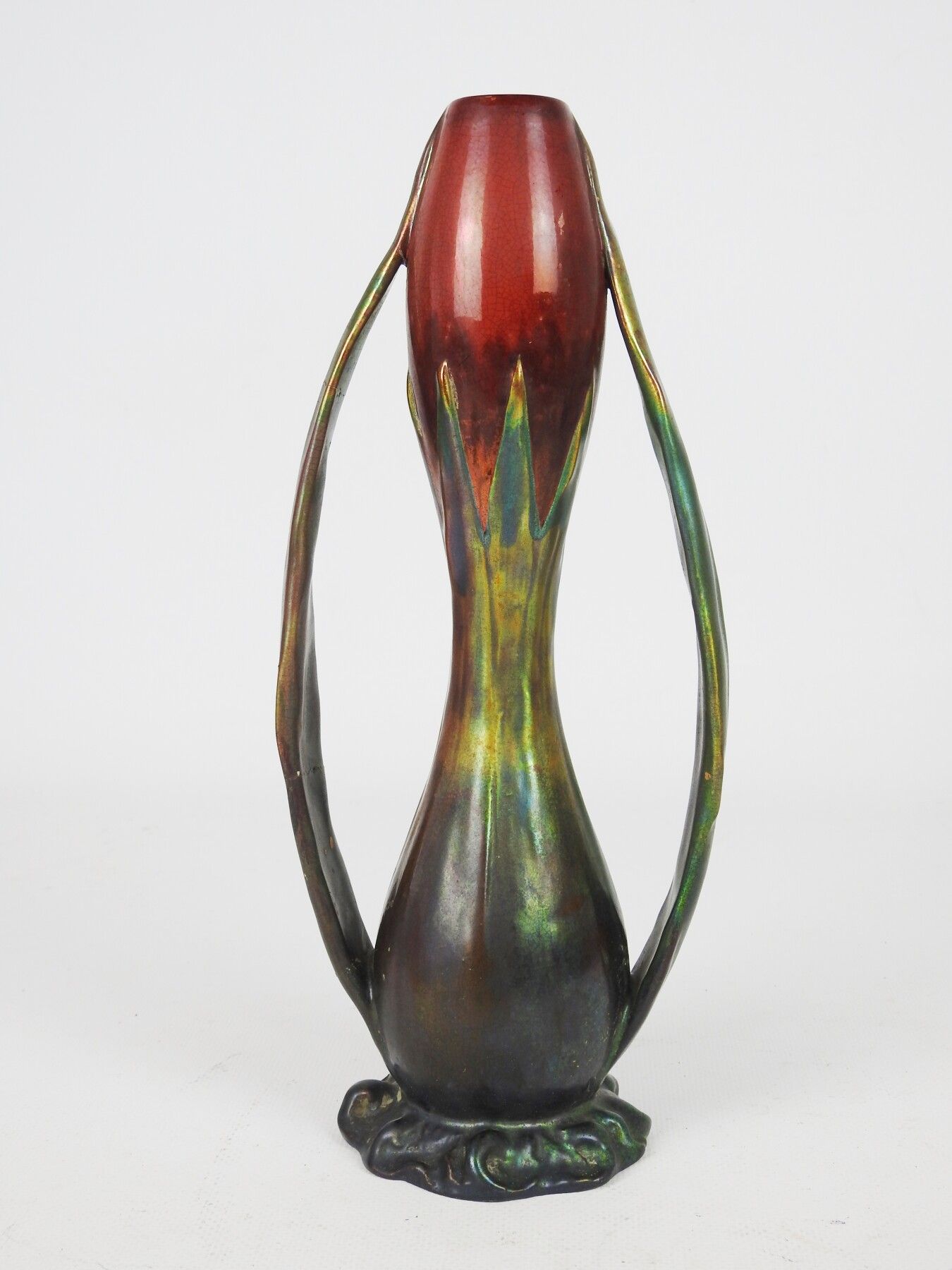 Null Manufacture Vilmos ZSOLNAY (1828-1900) à PECS: Vase à anses en céramique à &hellip;