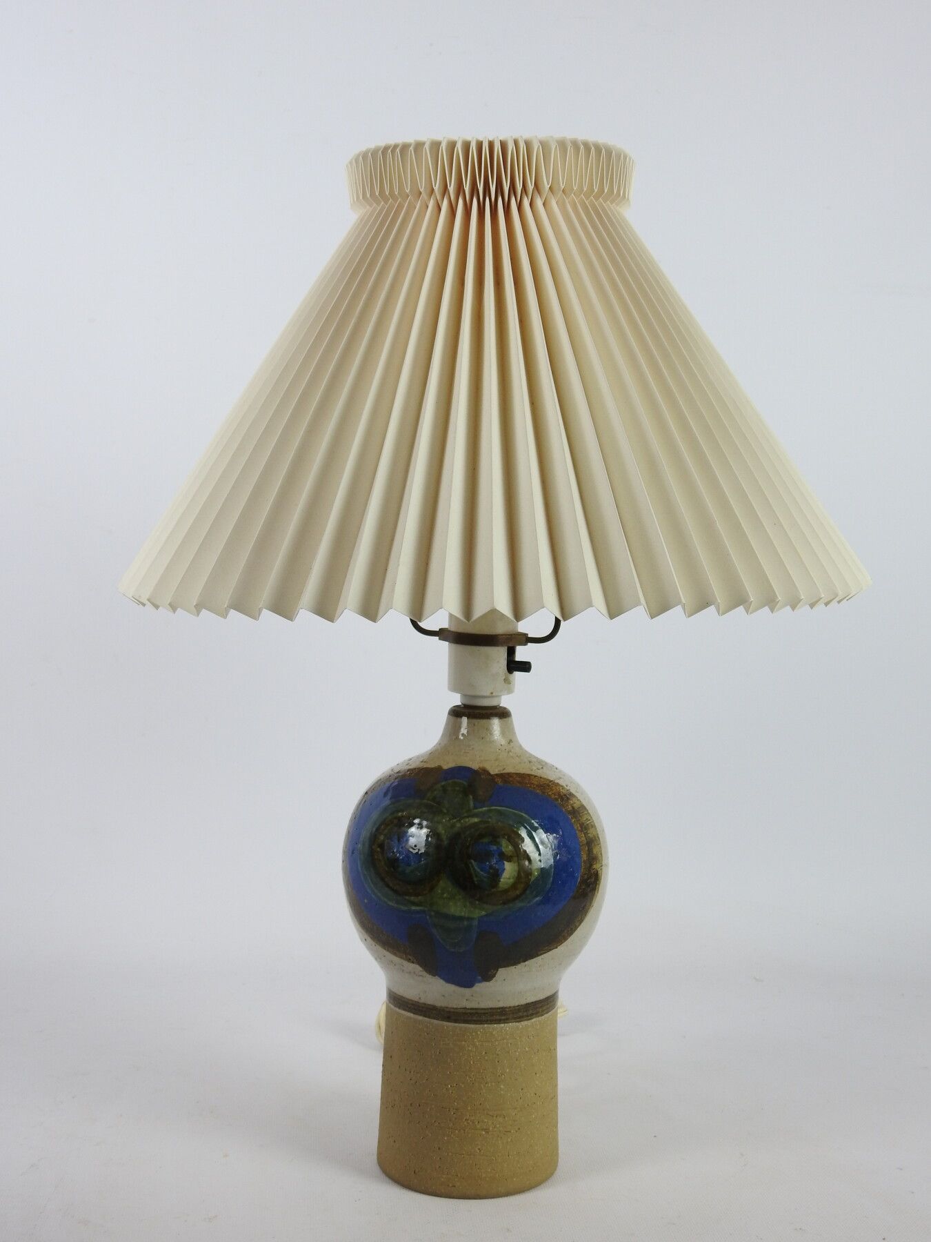 Null 
Einar JOHANSEN ou Noomi BACKHAUSEN pour SOHOLM STENTOJ (XX ème) : Lampe de&hellip;