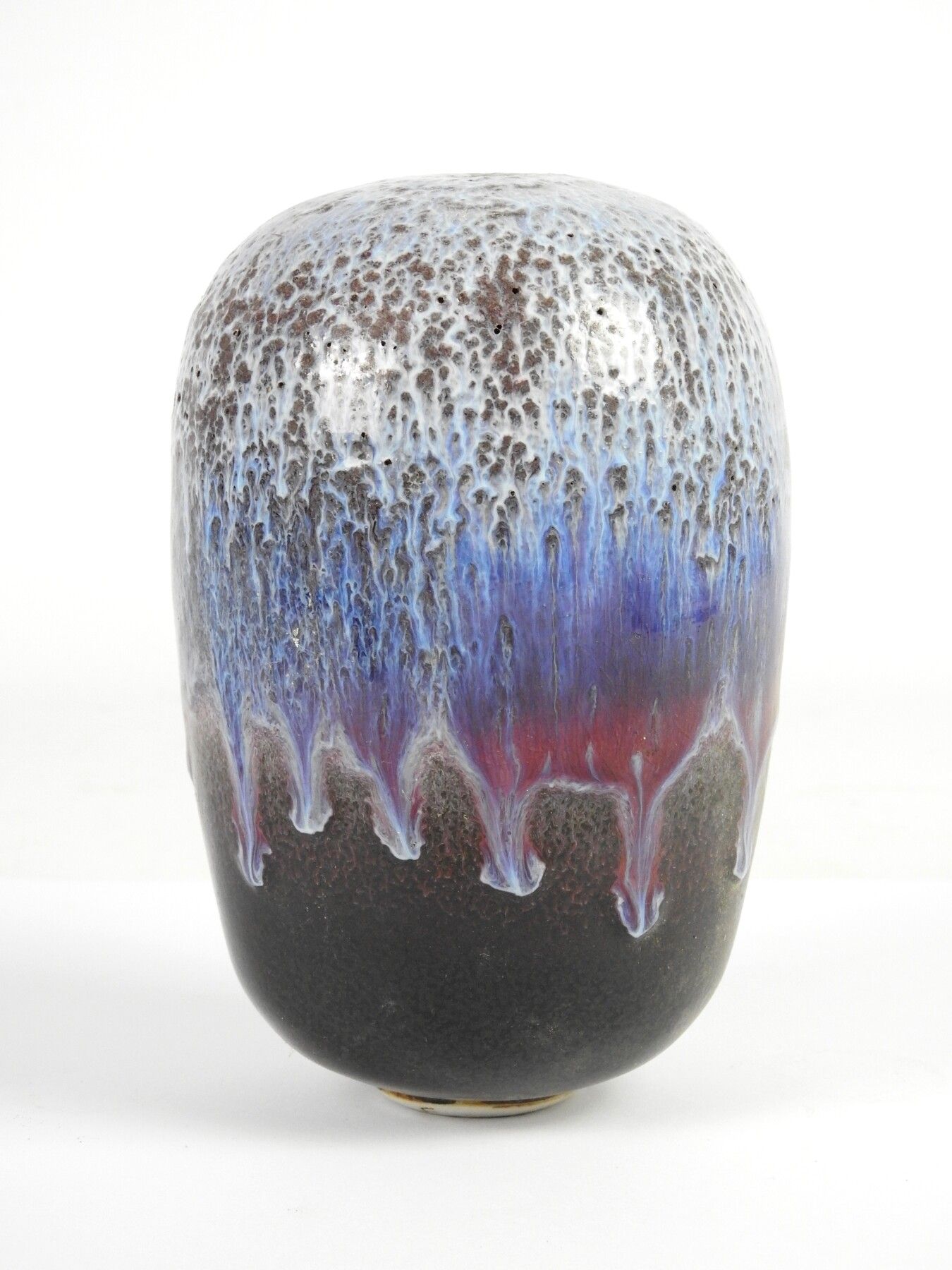 Null Jean-François FOUILHOUX (né en 1947) : Vase "obus" en céramique bleu violet&hellip;