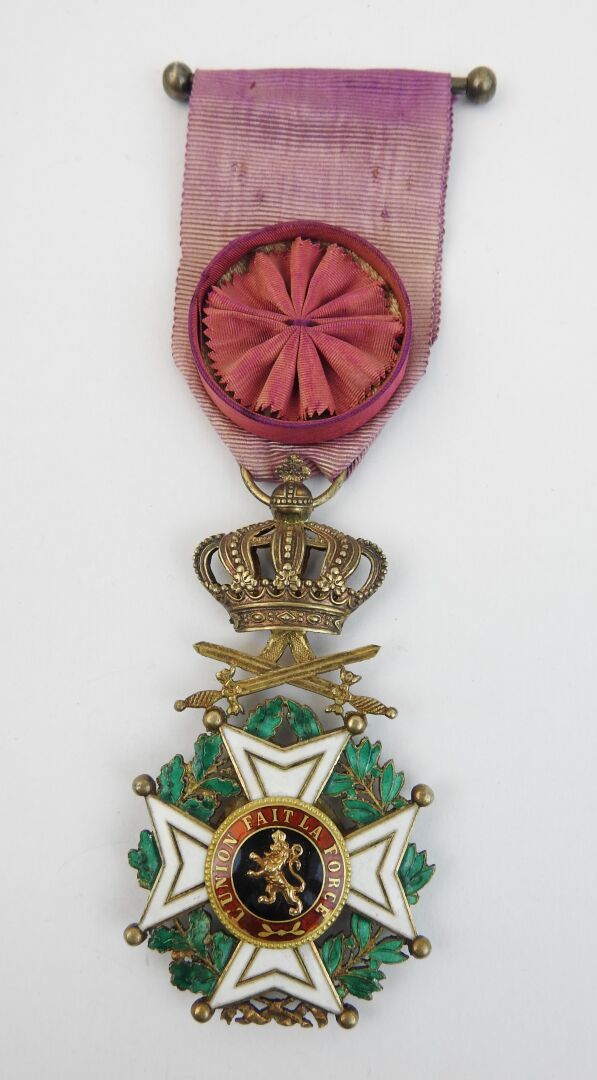 Null BELGIUM. Order of Leopold I, officer's cross with military title in vermeil&hellip;