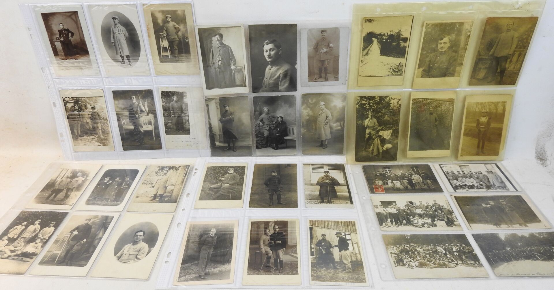 Null FOTOKARTEN. 48 Fotokarten von Soldaten verschiedener Korps, Infanterie, Kav&hellip;