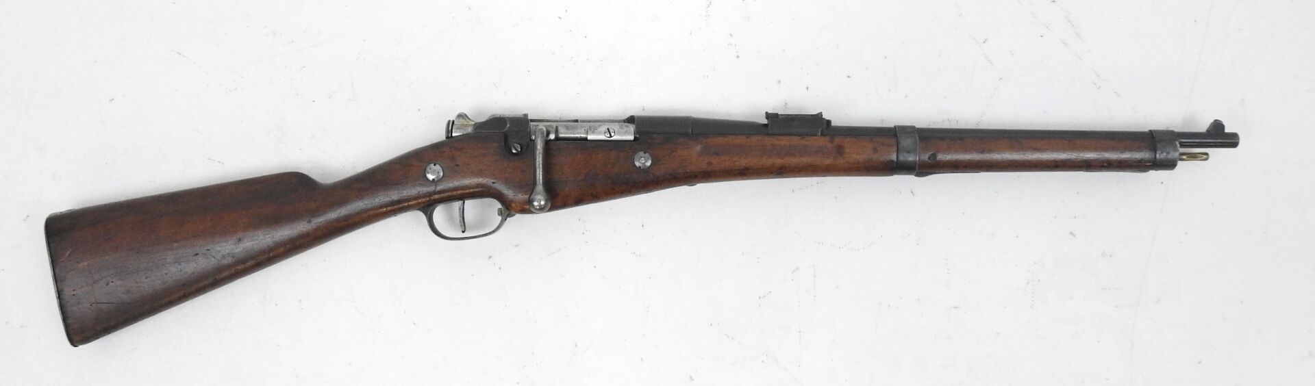 Null 法国。 1890型骑兵步枪，胡桃木枪架，后座标有 "St-Etienne mle 1890 MAS 1892"，单片机编号266，枪栓和木头都有相同的&hellip;