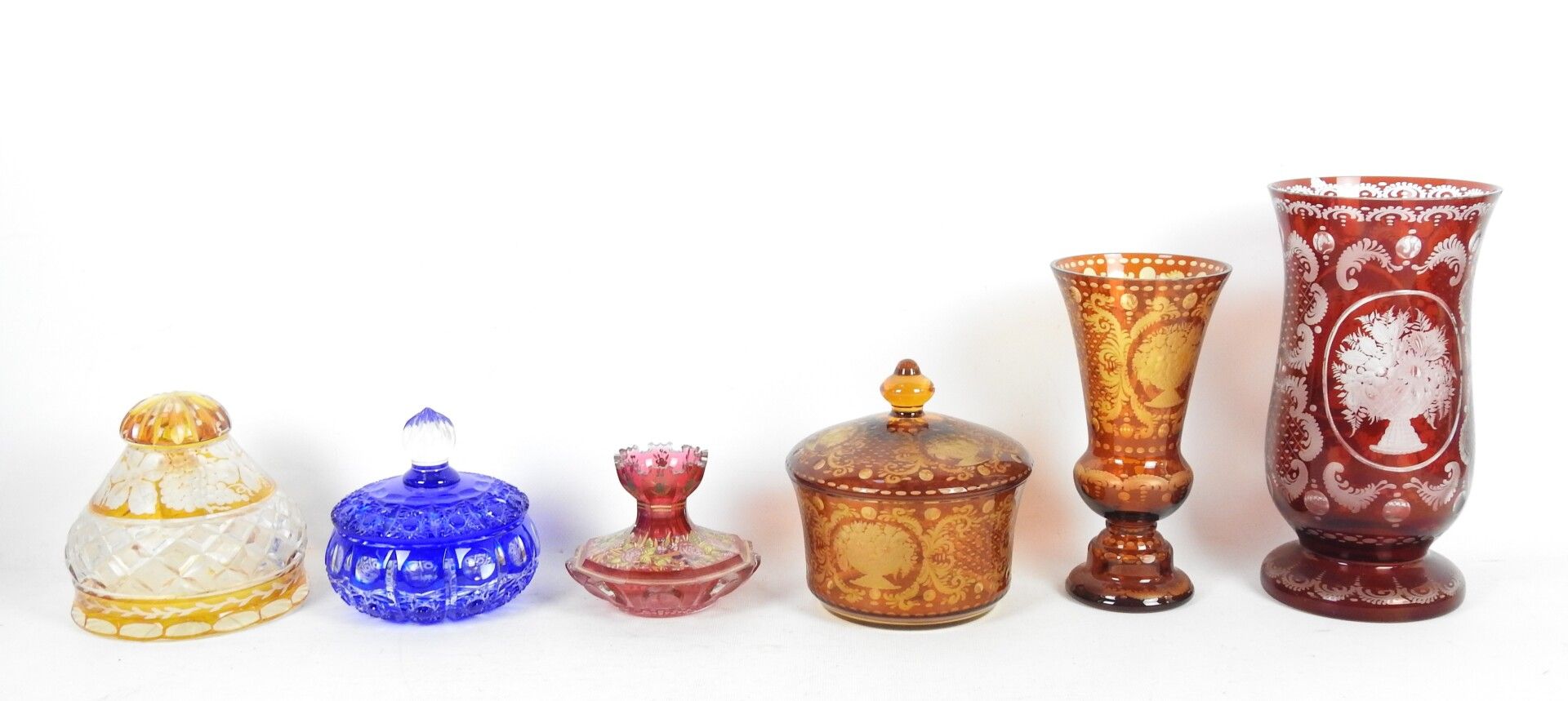 Null Bohemian CRYSTAL: set di tre vasi in cristallo tagliato colorato e tre bomb&hellip;