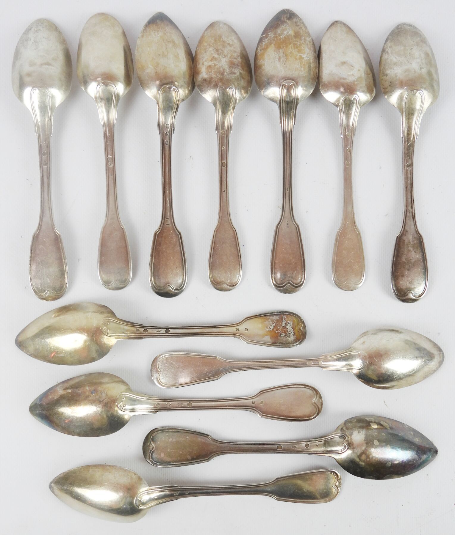 Null SET OF 9 silver spoons net model. Mainly Minerve and Vieillard hallmarks an&hellip;