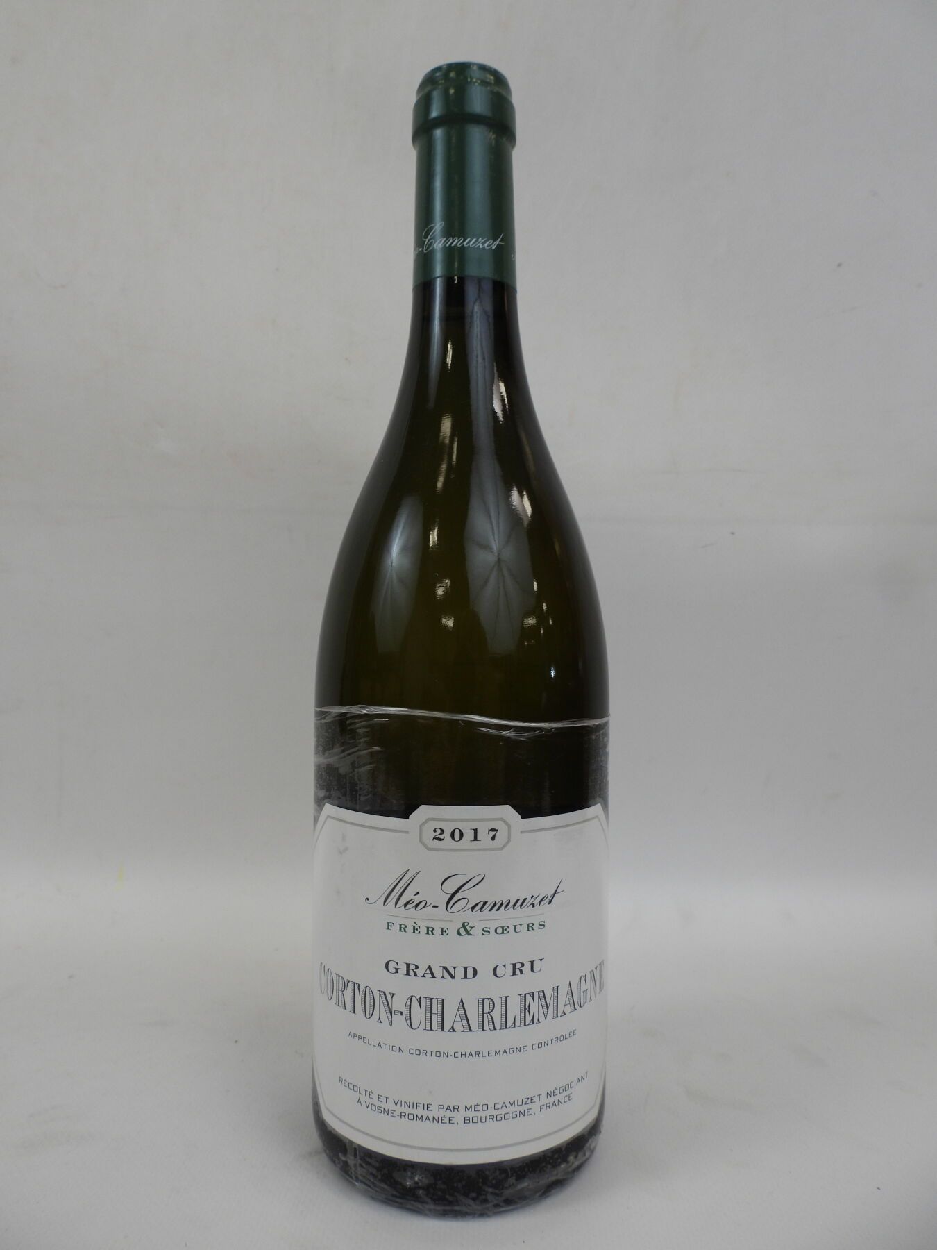 Null 1 bouteille Corton Charlemagne Grand cru Meo-Camuzet Frère et soeur. 2017