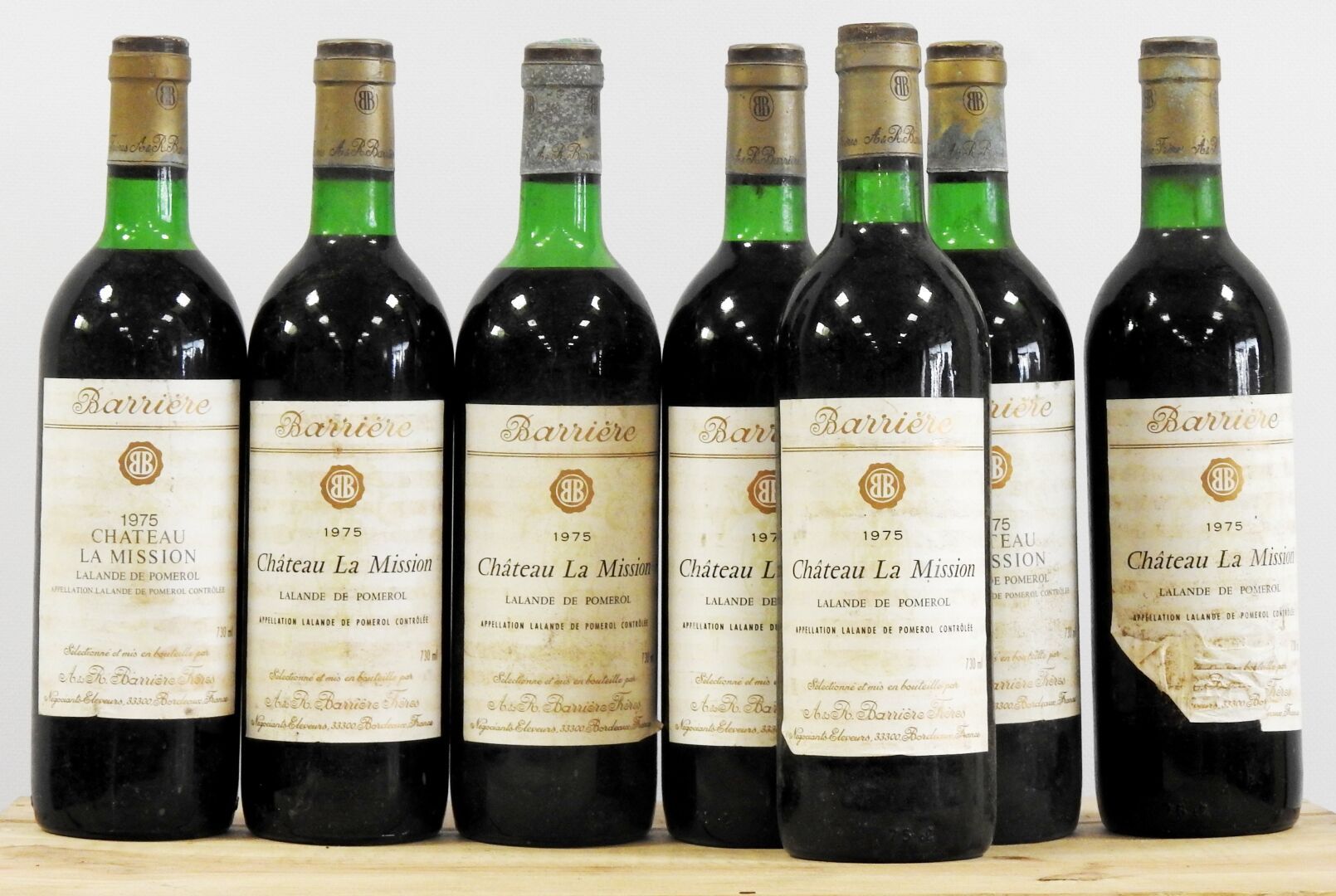 Null 7 bouteilles 

Château La Mission - Lalande de Pomerol - Barrière - 1975

U&hellip;