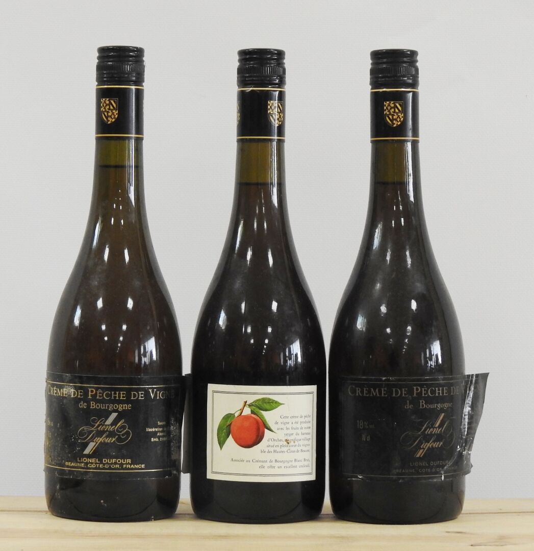 Null 3 Flaschen

Crème de pêche du vigne de Bourgogne von Lionel Dufour in Beaun&hellip;