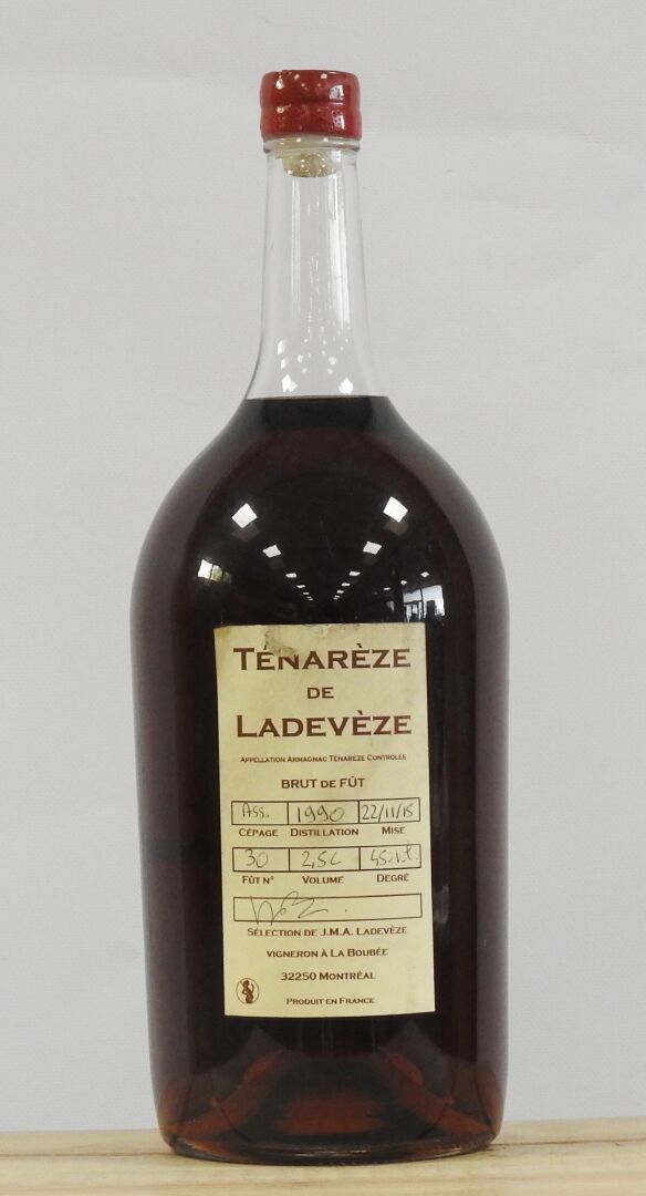 Null 1 pot gascon

Armagnac Tenarèze

1990

Mis en bouteille le 22/11/2015

45° &hellip;