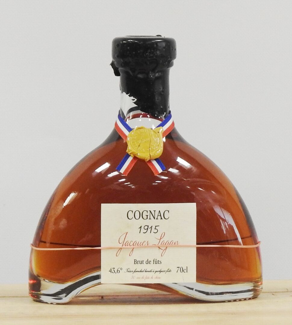 Null 1 bouteille

Cognac - Jacques Lagan - 70 cl - 43.6° - 1915

Etiquette usée &hellip;