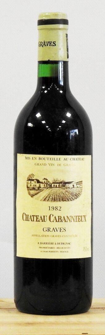 Null 1 bouteille 

Château Cabanieux - Graves - 1982