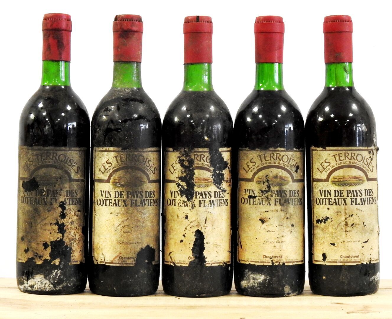 Null 5 bouteilles

Les Terroises - Vin de Pays des Coteaux Flaviens 

Usures et &hellip;