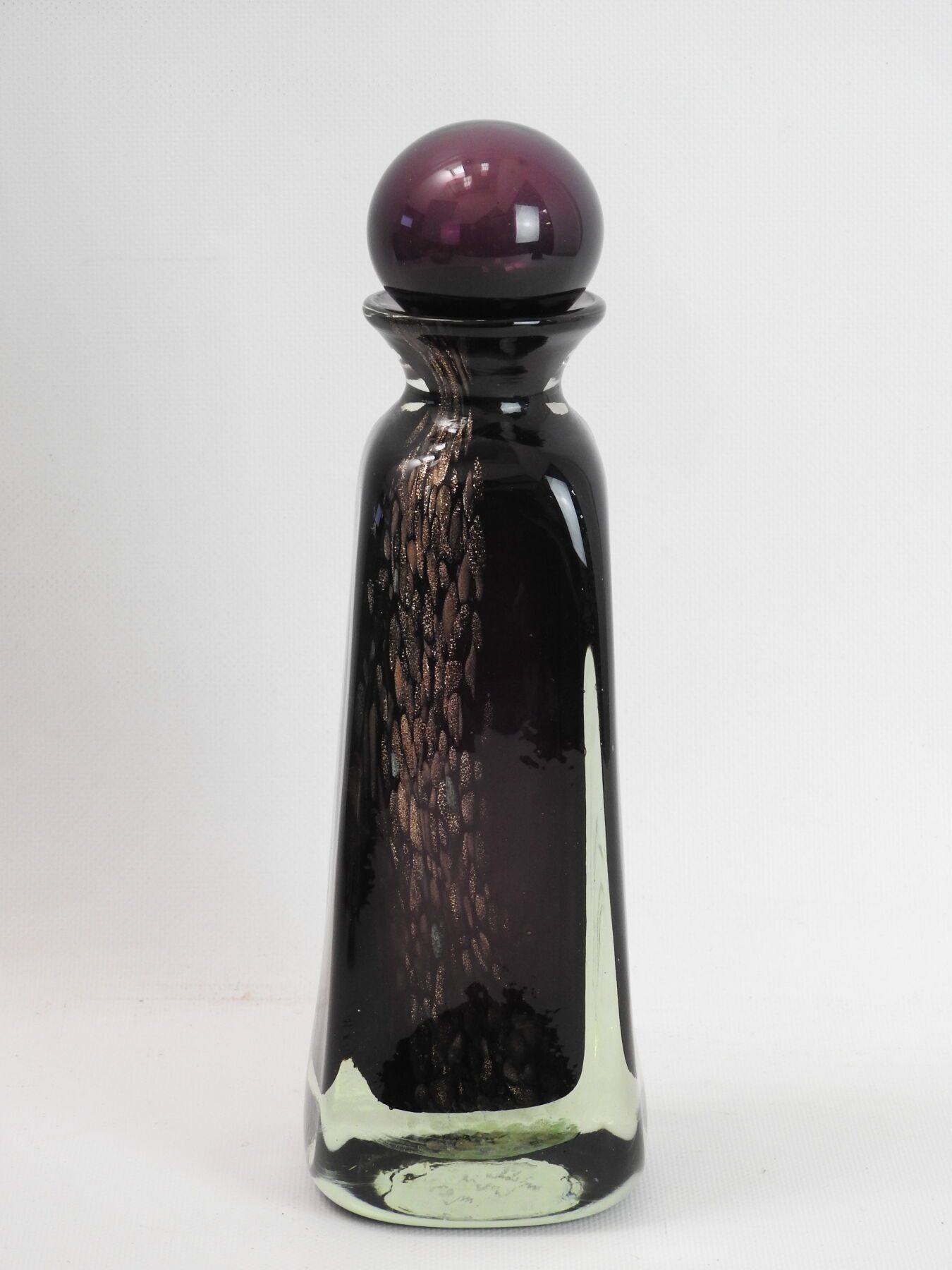 Null Michèle LUZORO (born in 1949) : Important glass bottle with stopper. Signed&hellip;