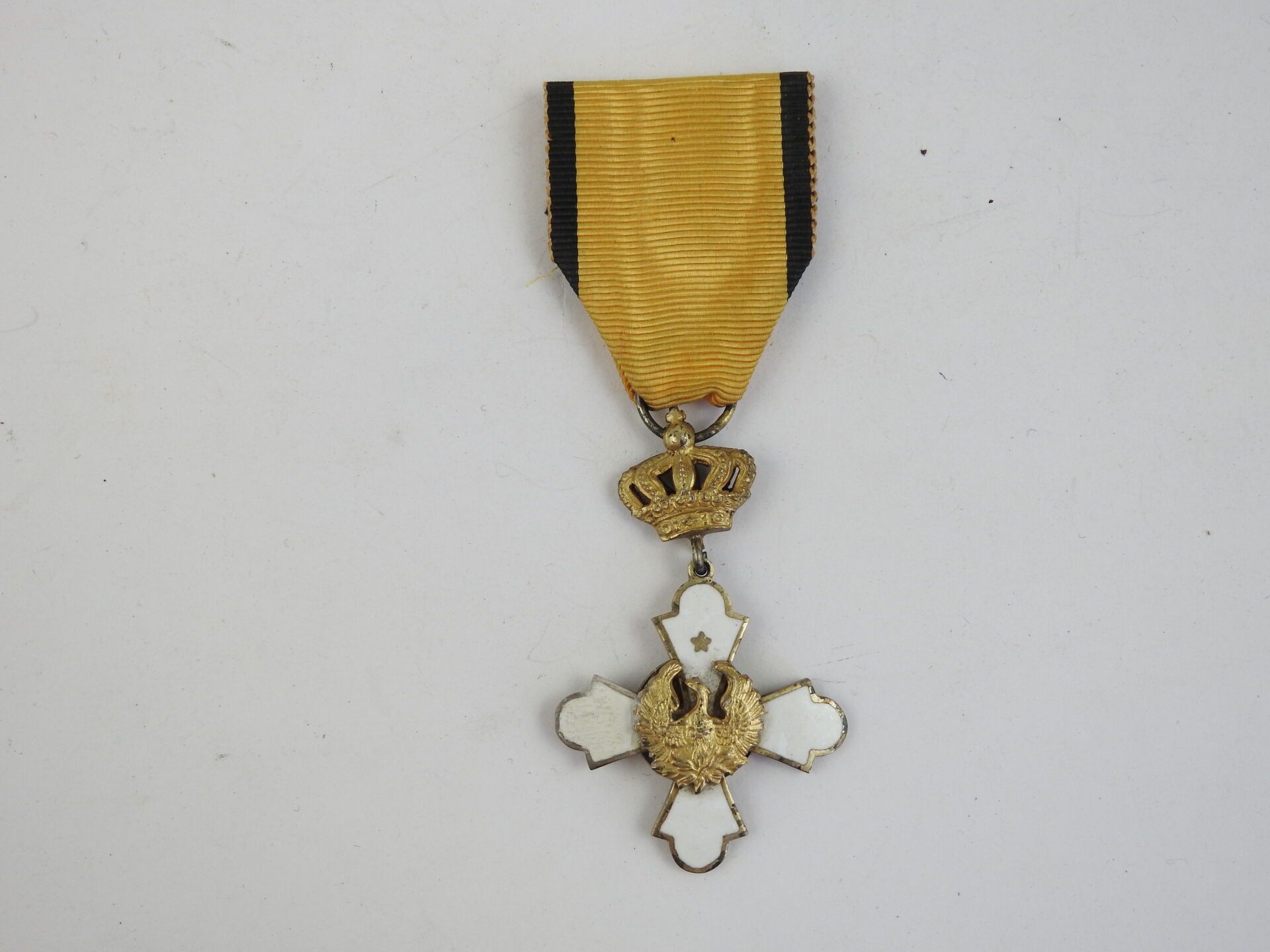Null 装饰品。GREECE.菲尼克斯皇家勋章（1926年），金属搪瓷骑士十字勋章，有绶带。ABE