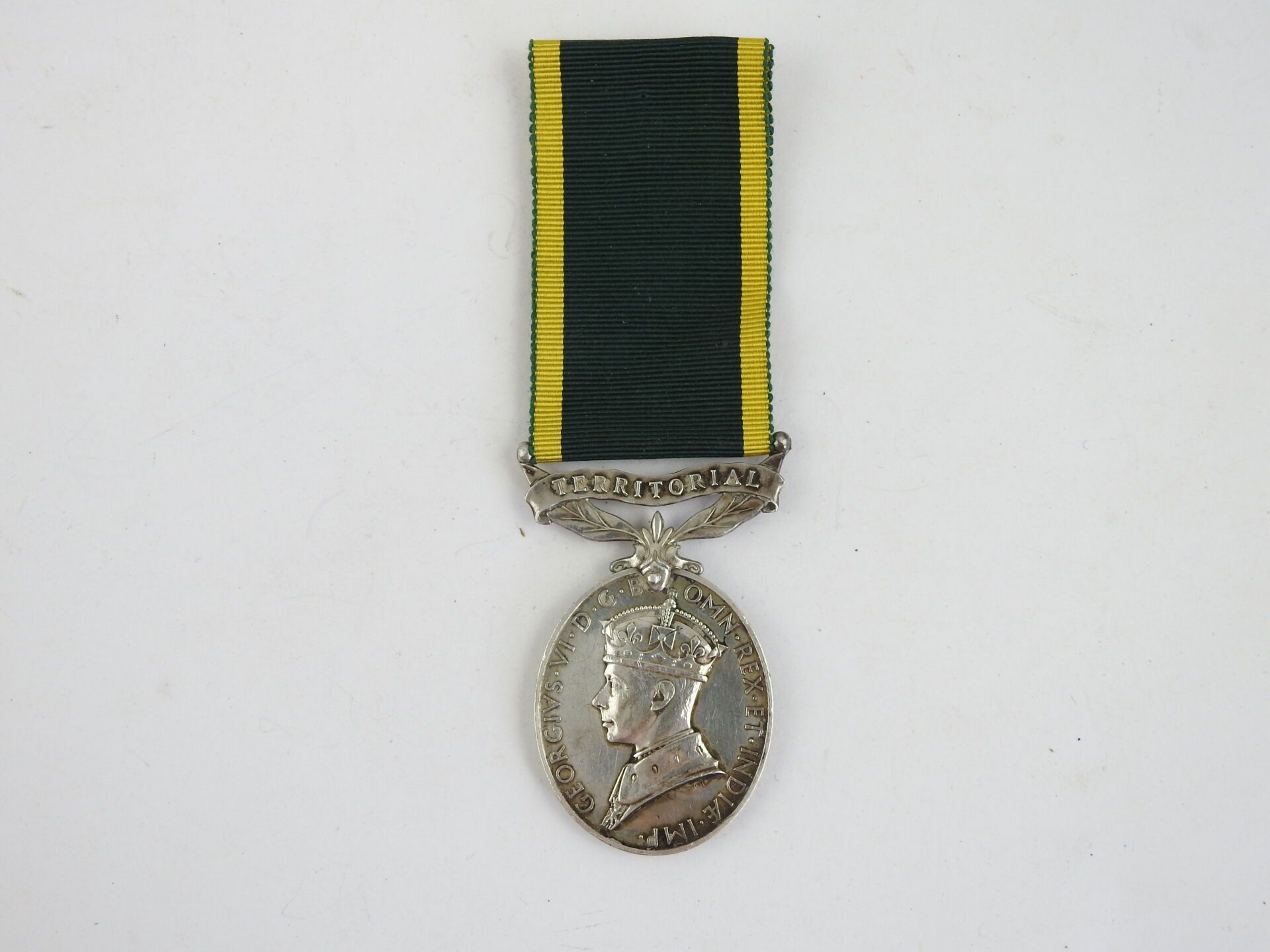 Null 装饰品。英国。乔治六世统治时期（1936-1953），授予二等兵SPR的 "高效服务 "奖章，带 "领土 "条。尼尔，皇家工程师（RE），有绶带。AB&hellip;