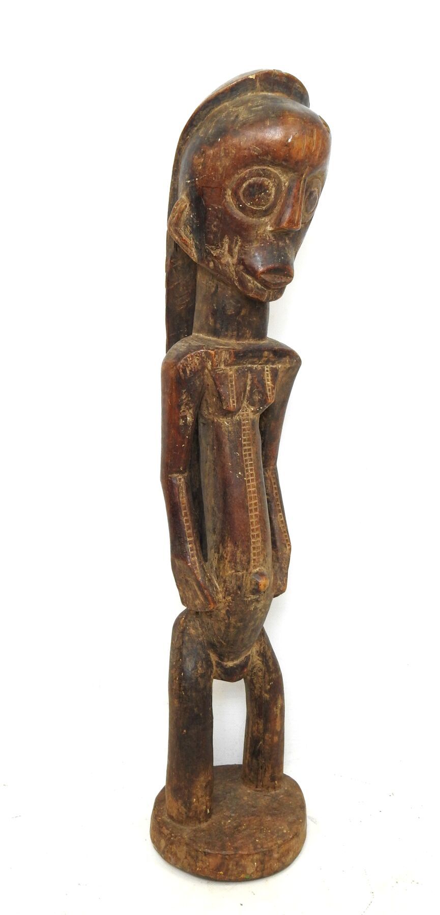 Null 坦桑尼亚TABWA的大型女性雕像，背部有长辫子。
雕刻和抛光的硬木。
高度：76厘米。