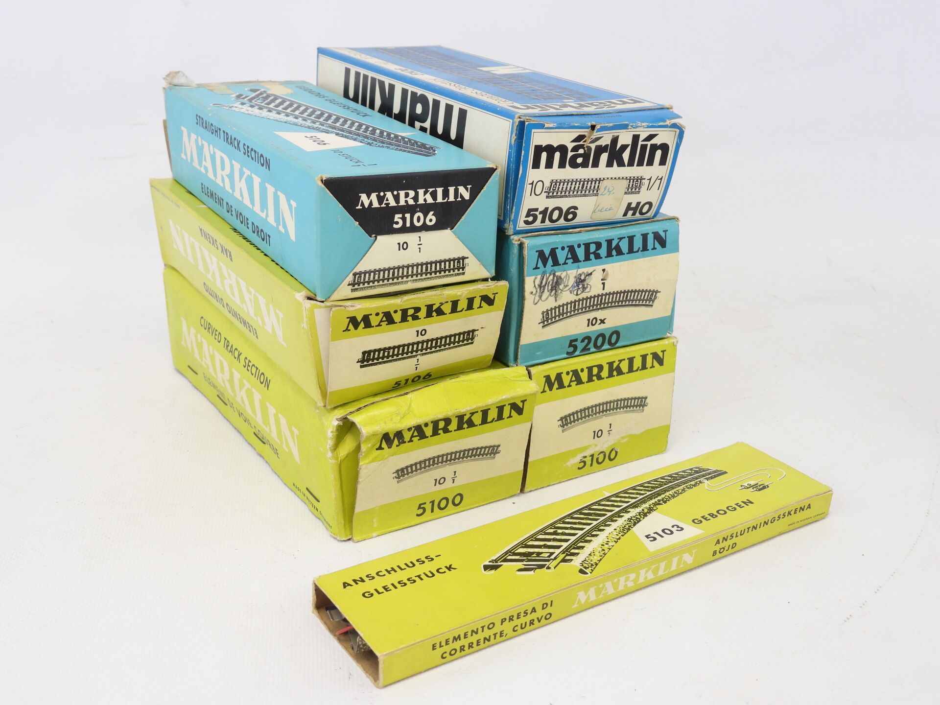 Null MARKLIN: Set of 7 boxes of rails. Ref: 5106, 5103, 5100 and 5200
