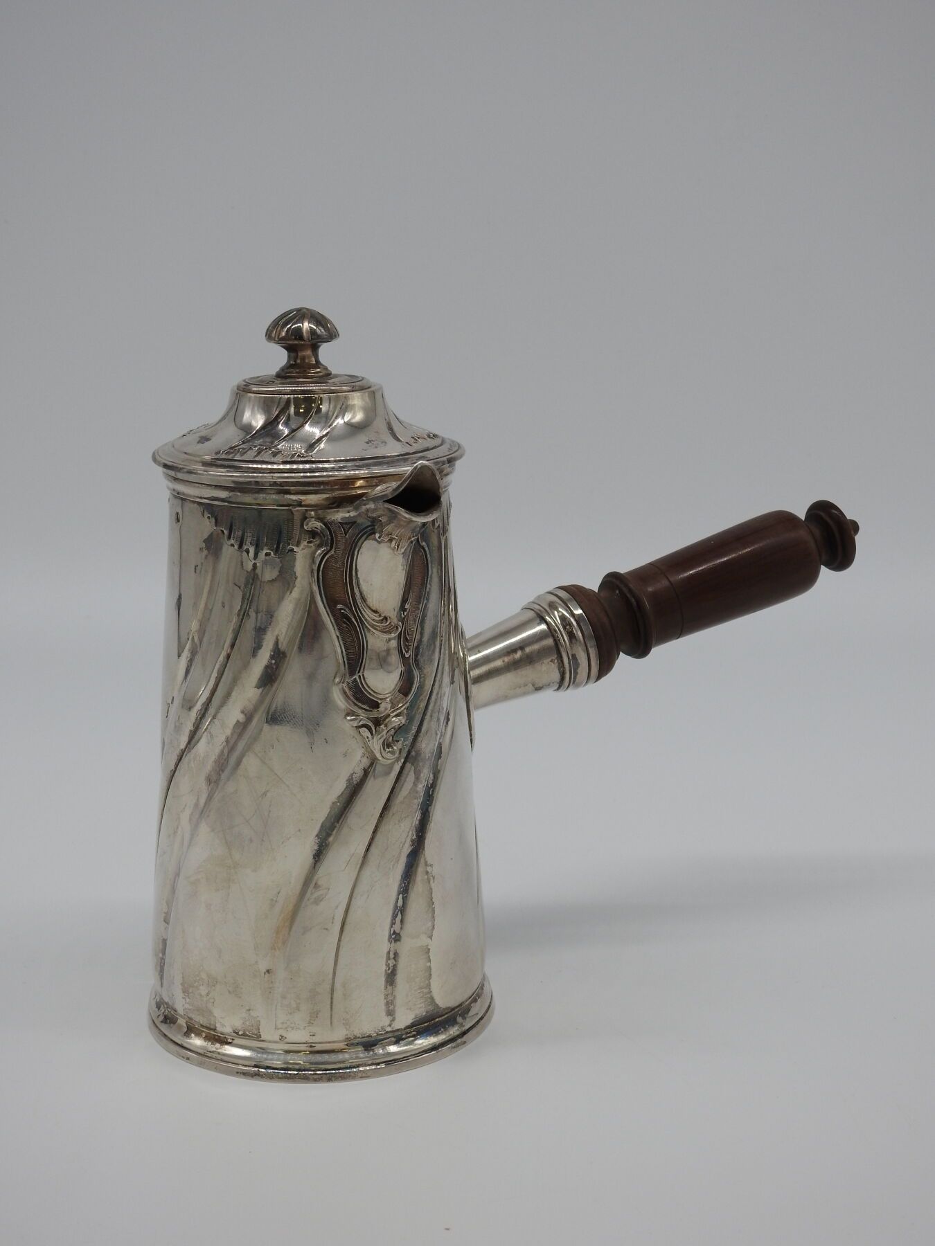 Null CHOCOLATIERE in silver with a torso motif, the spout in the shape of a roca&hellip;
