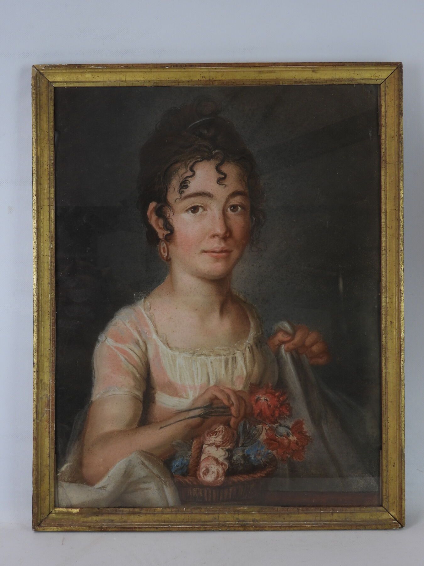 Null Ecole FRANCAISE du XIXème siècle : Portrait de jeune femme aux oeillets. Pa&hellip;