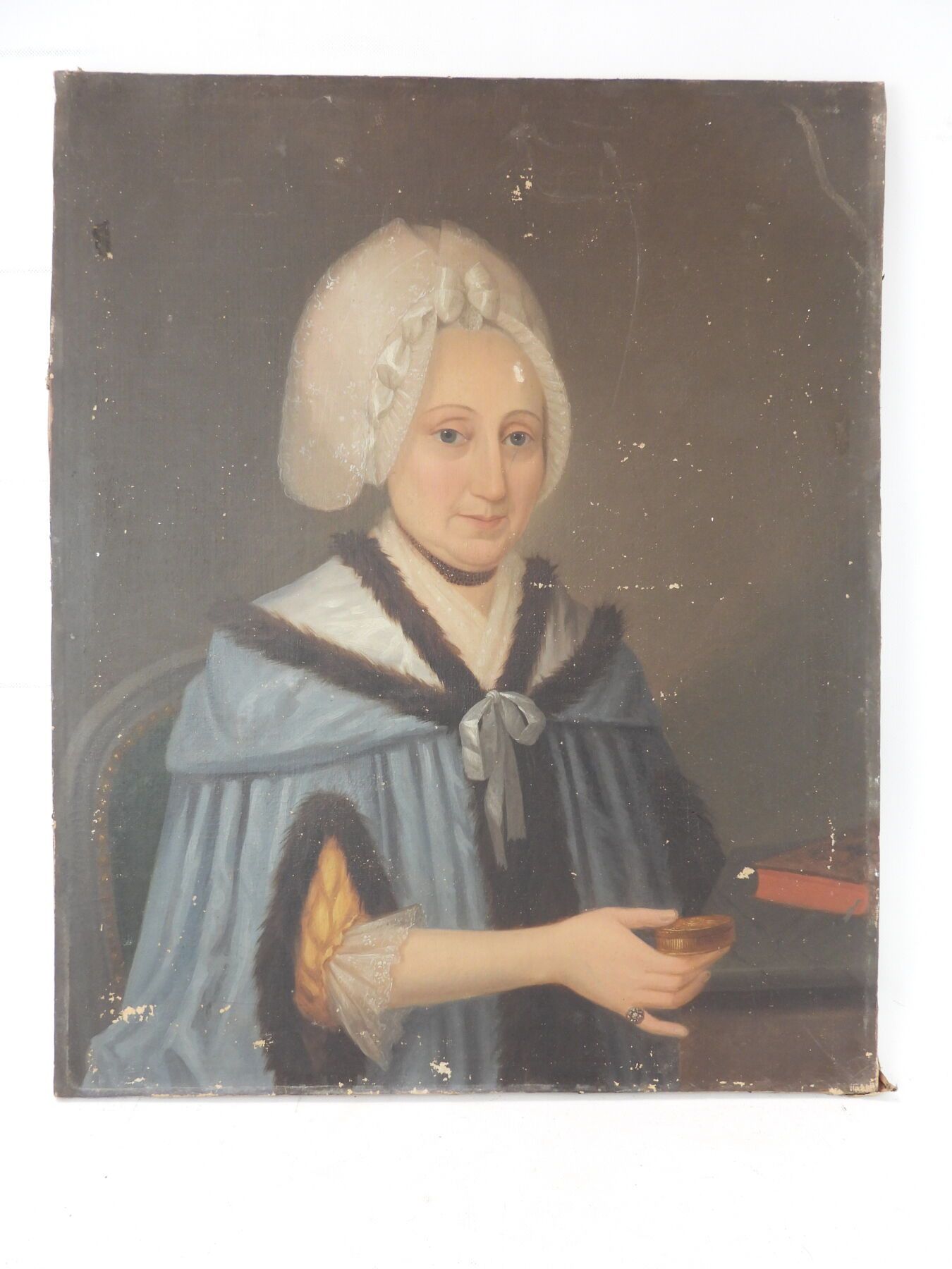 Null ECOLE FRANCAISE du XVIIIème siècle: Portrait de femme à la boite. Huile sur&hellip;