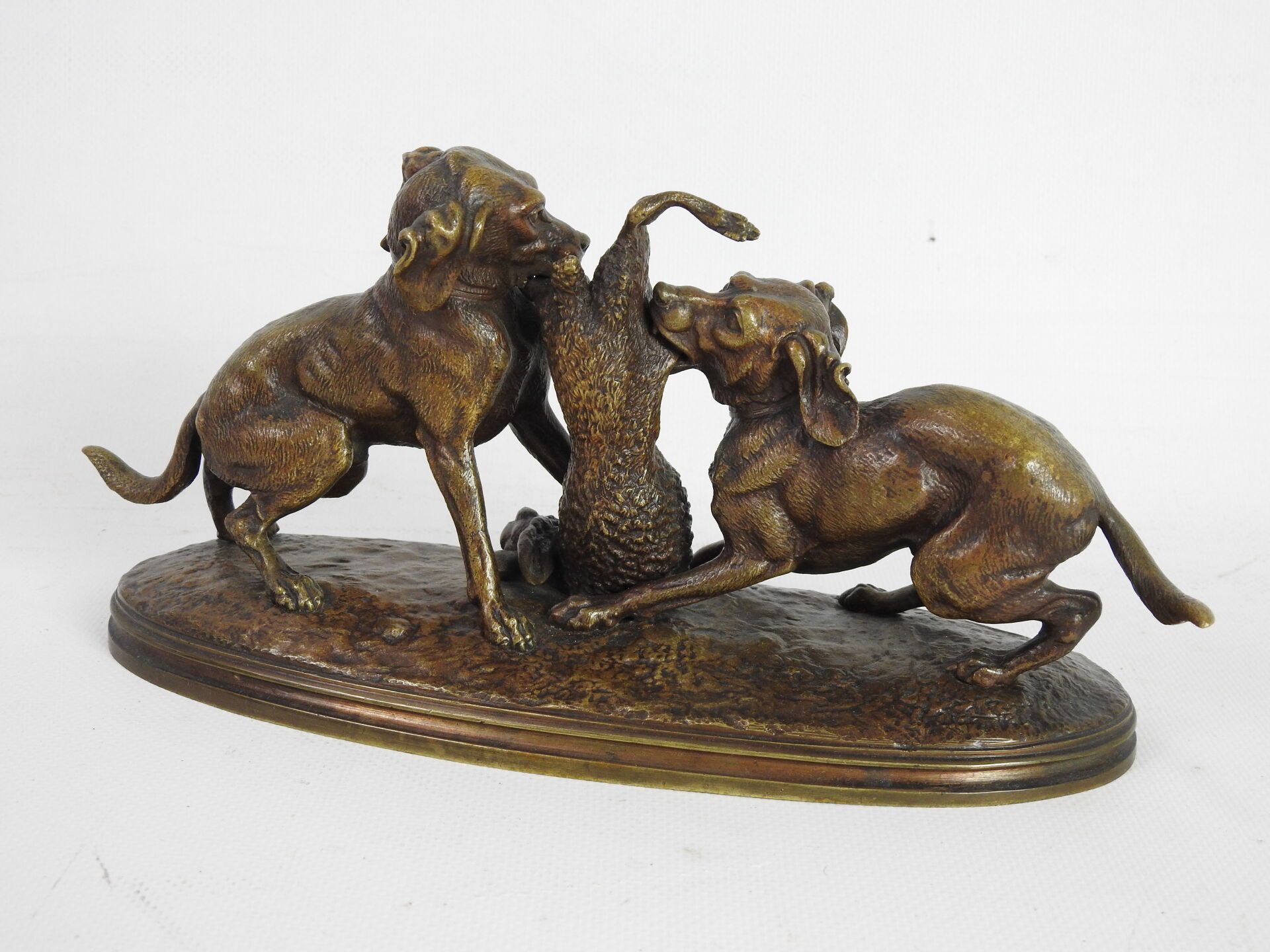 Null Jules MOIGNIEZ (1835-1894) : Deux chiens de chasse se disputant un lièvre. &hellip;
