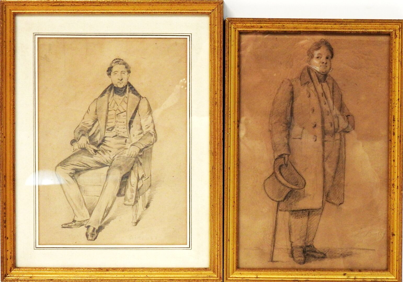 Null 框架的会议，包括:

在吉罗代之后的石墨画，表现了一个年轻男子的坐姿

布瓦利之后的木炭与白色粉笔高光，表现一个戴高帽的人。

尺寸：27 x 17厘&hellip;