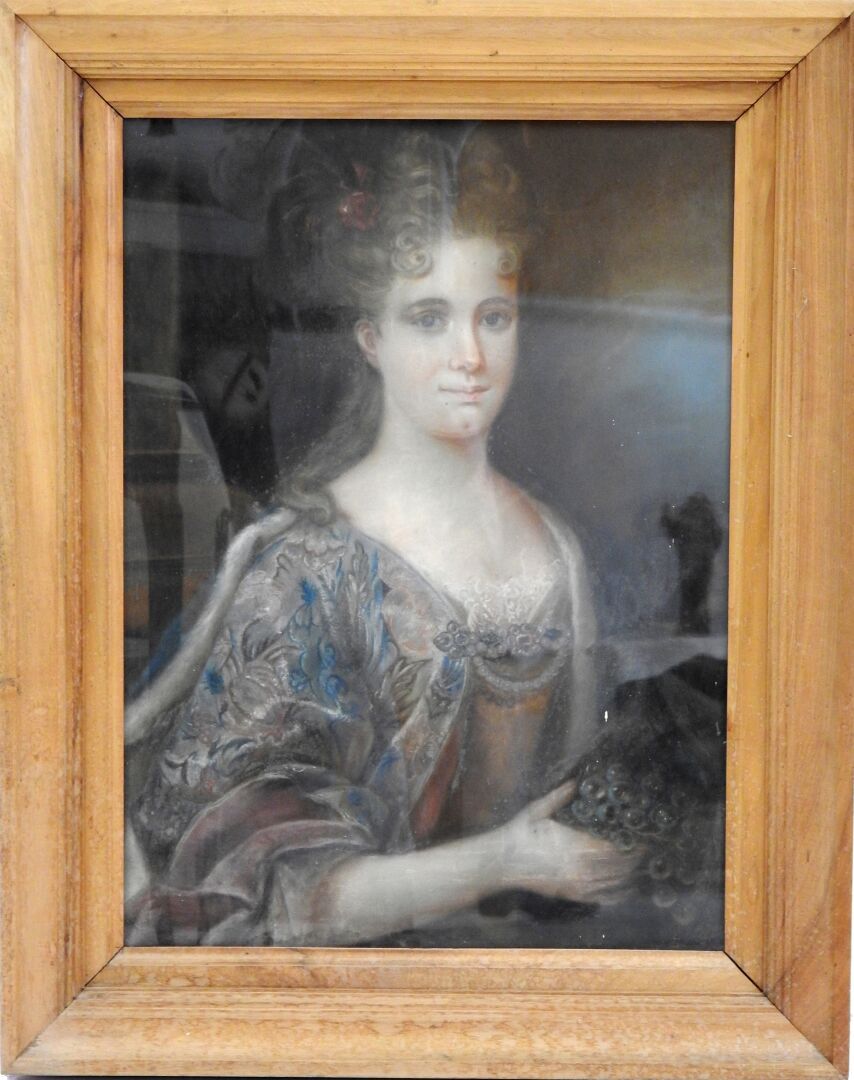 Null 19世纪法国学校在18世纪的味道

一位有素质的女士的画像。

粉笔画。

69 x 50厘米的视线。

磨损和撕裂。