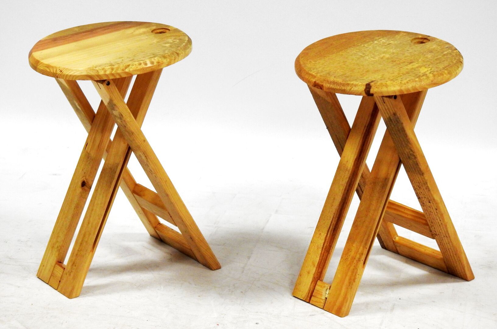 Null 
Sentou Editor. 




Pair of folding stools in pine close to the "TS" model&hellip;