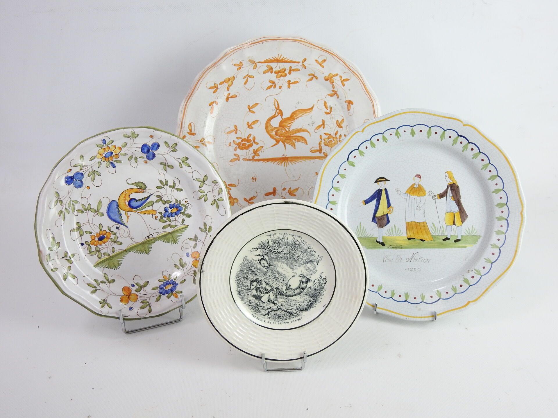 Null LOT OF FAIENCES including a dish and a plate Martres-Tolosane, a plate of r&hellip;