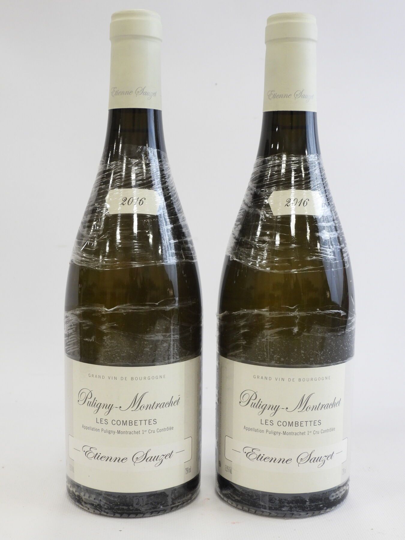 Null 2 bouteilles Puligny Montrachet Combettes Souzet 2016.