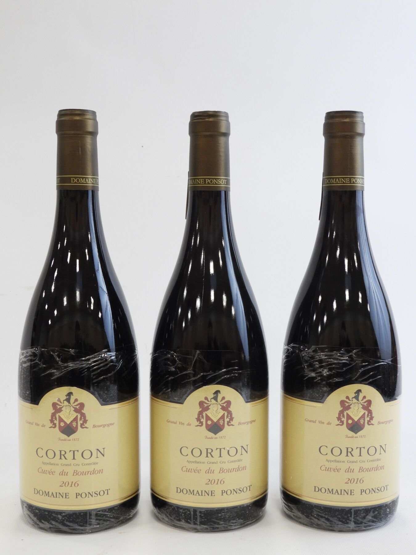 Null 3 bouteilles Corton rouge Cuvée du Bourdon Ponsot 2016.