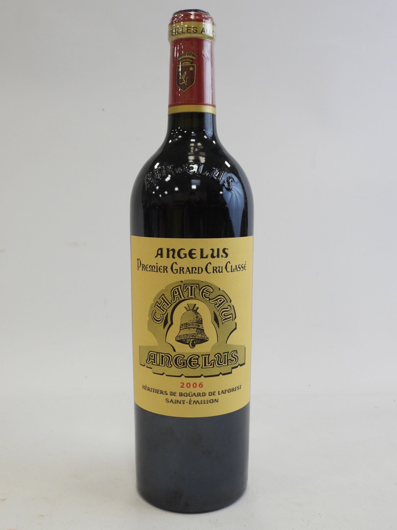 Null 1 bouteille SAINT EMILION 2006 " Château Angélus ". ( 1er Grand Cru Classé &hellip;