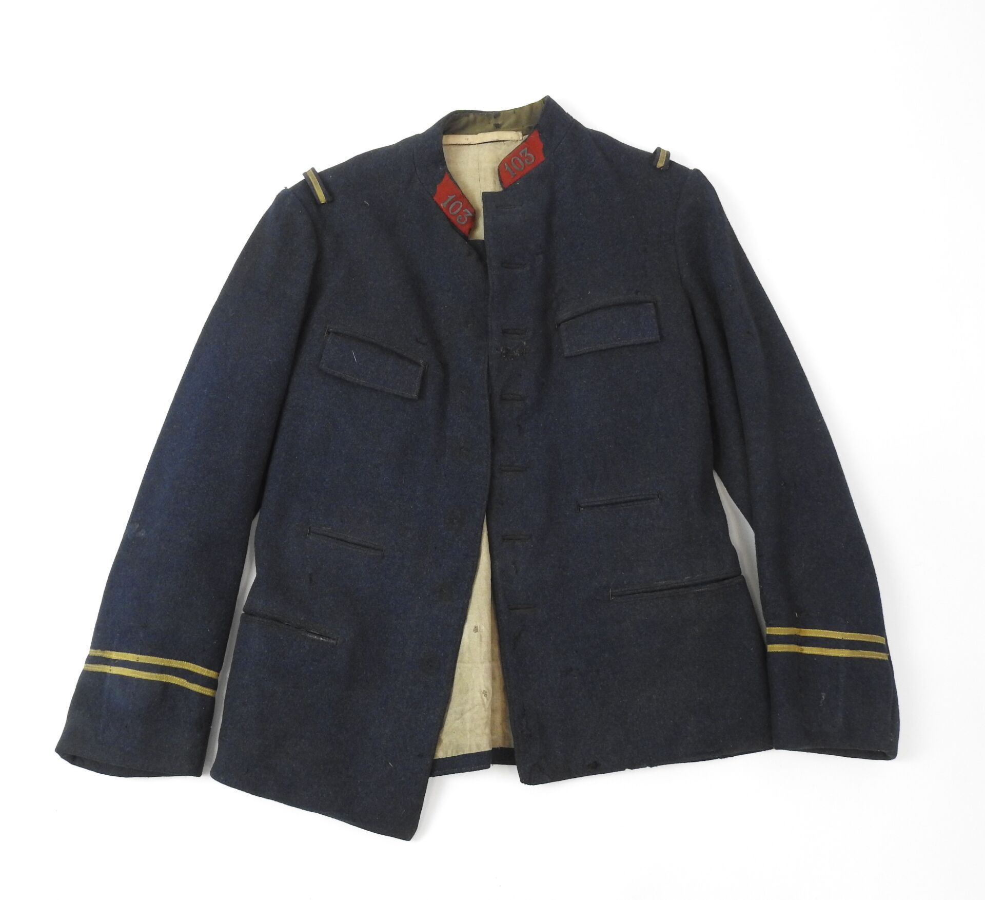 Null INFANTRY. Lieutenant's jacket of the 103rd RI (Paris) in bluish iron gray c&hellip;