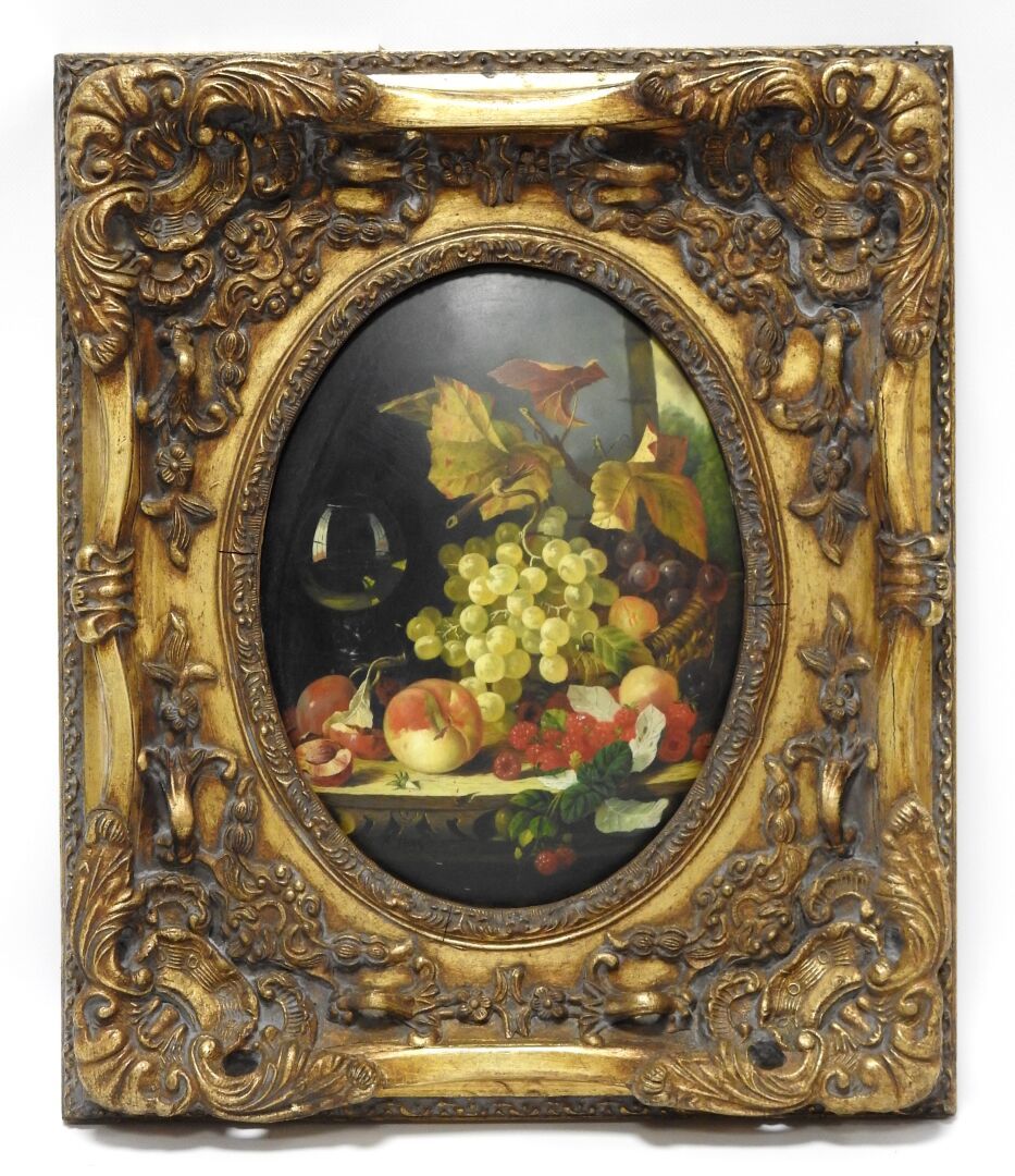 Null A. HESS - XXth century
Still life with grapes and trompe l'oeil.
Mixed medi&hellip;
