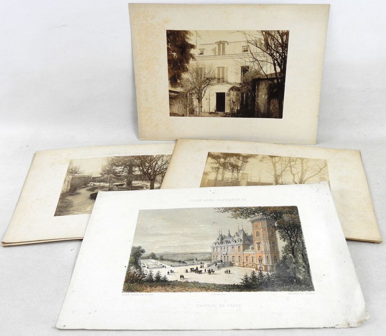 Null Cinq tirages albuminés circa 1890 représentant la maison du peintre Hubert &hellip;