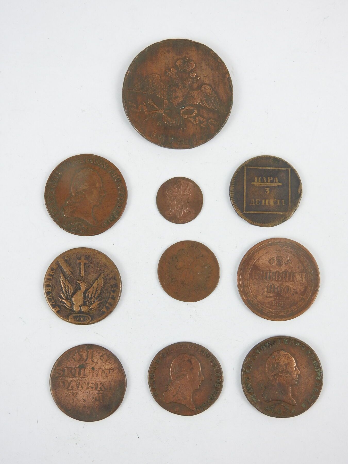 Null RUSSIE et divers. Lot de monnaies anciennes période 1812-1838-1860. A étudi&hellip;