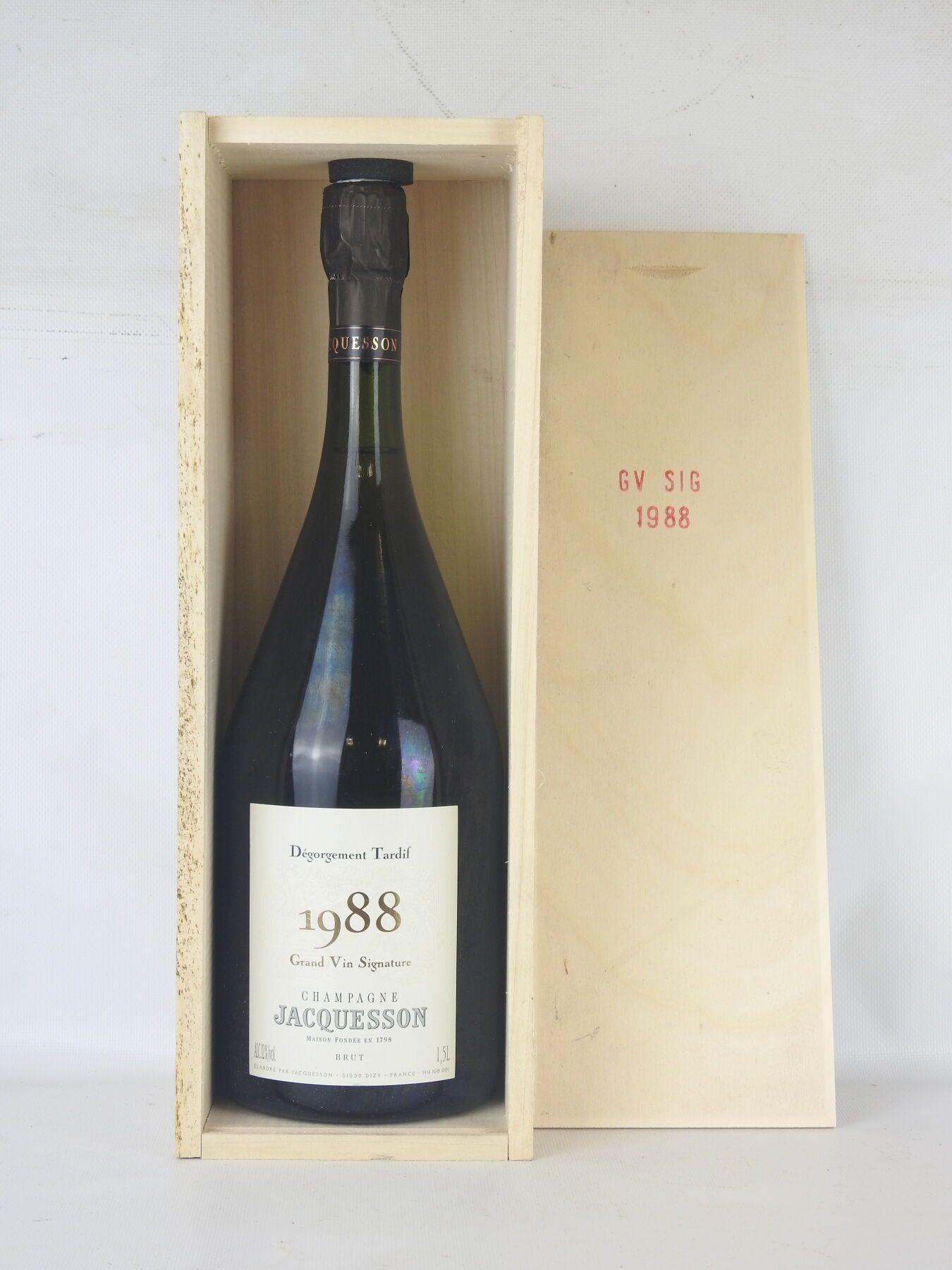 Null 1 magnum champagne Jacquesson degorgement tardif firma 1988. Caja de madera&hellip;