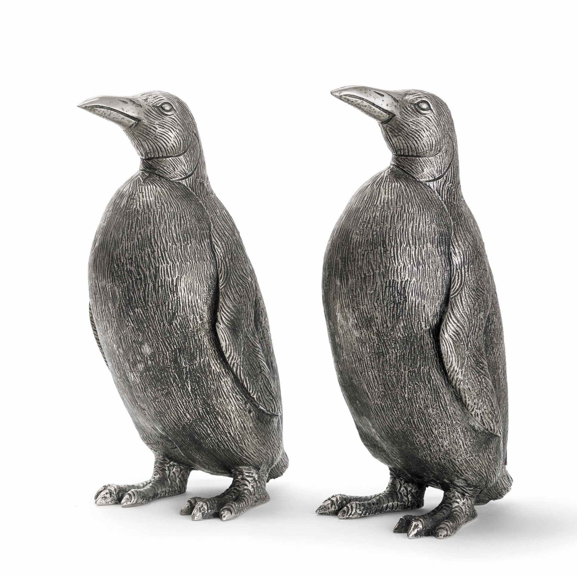 Gucci, Firenze, 1970ca A pair of penguin-shaped containers in silver-plated meta&hellip;