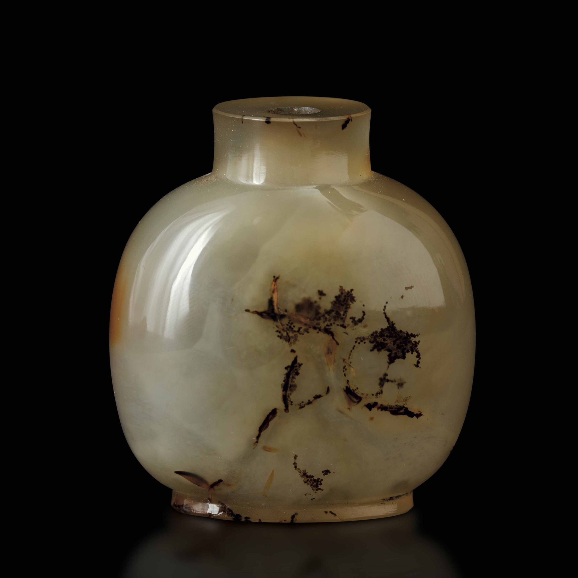 An agate snuff bottle, China, Qing Dynasty, 1800s 高6厘米