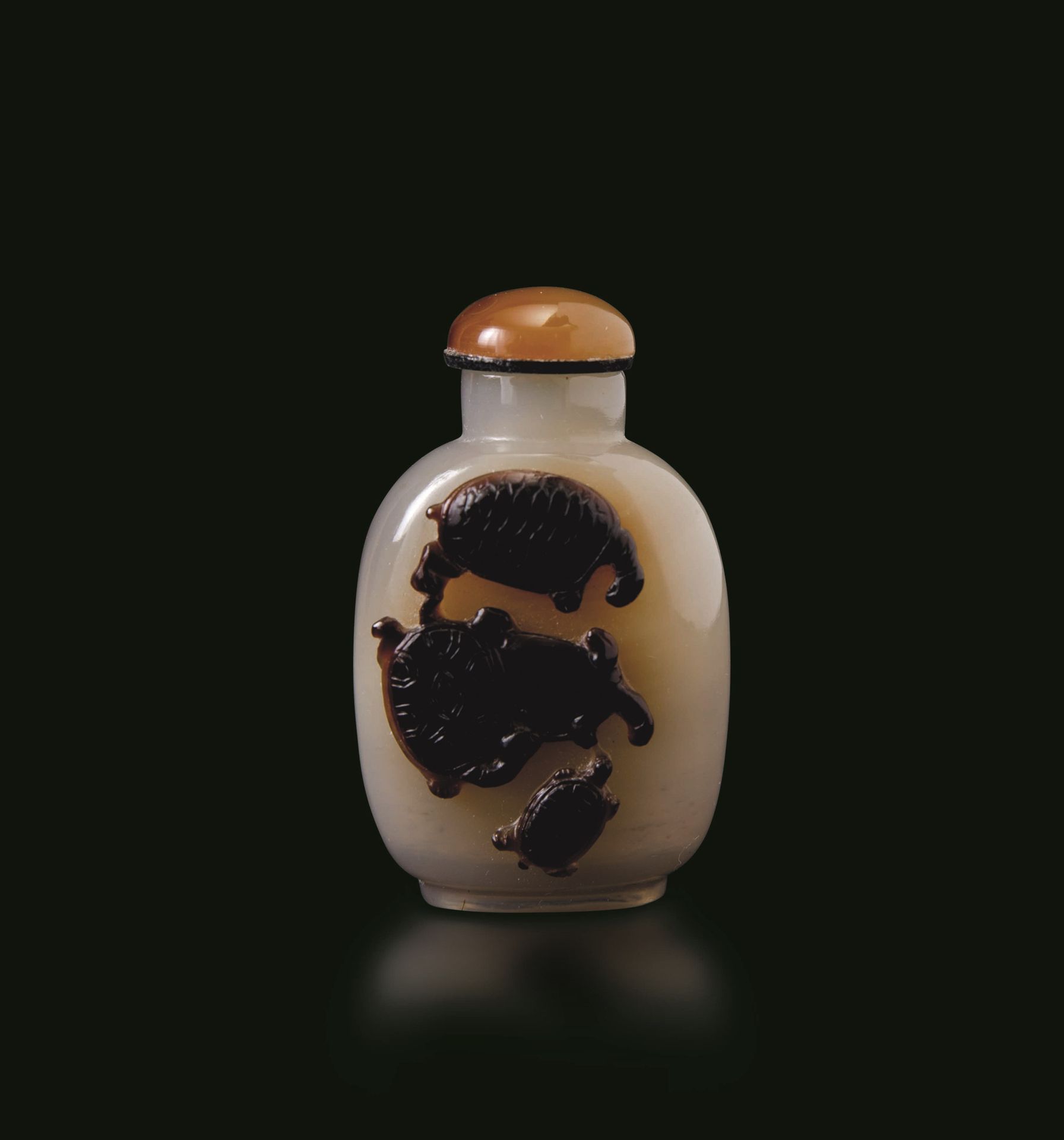 An agate snuff bottle, China, Qing Dynasty, 1800s H 5,5 cm