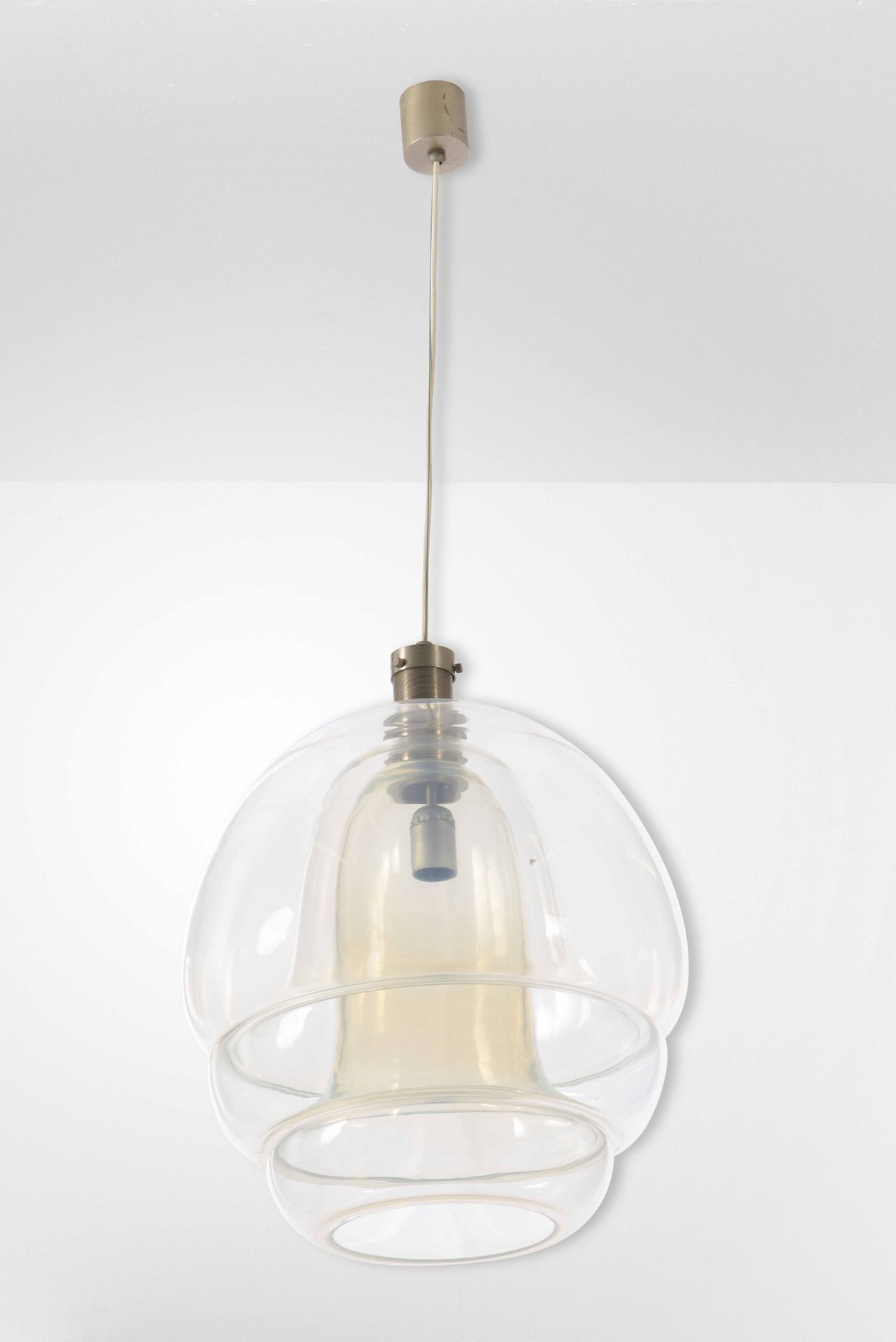 Lampada a sospensione in vetro di Murano e struttura in metallo., 意大利制造，1970年，约4&hellip;