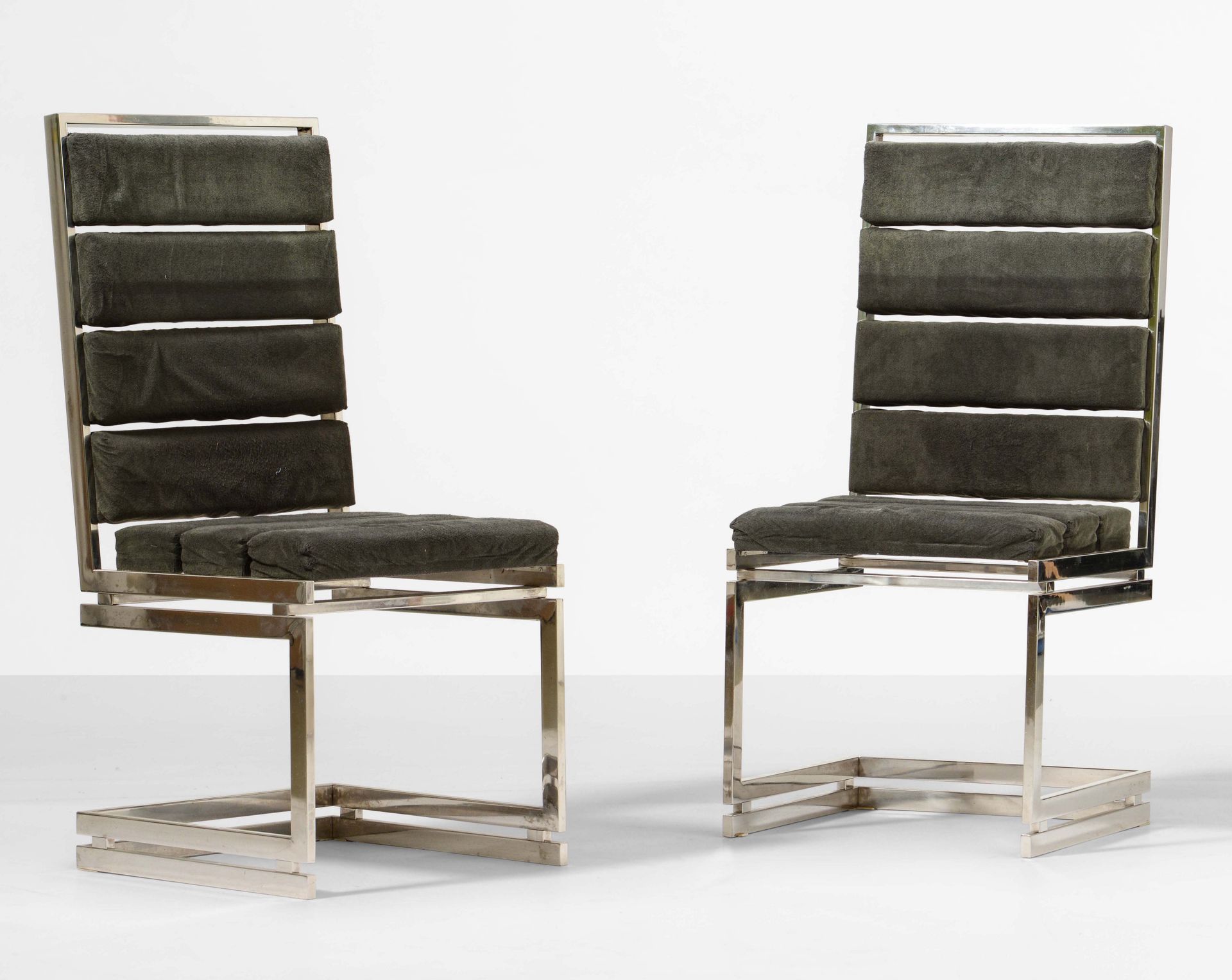 Romeo Rega, Coppia di sedie mod. Doghe con struttura in metallo cromato e rivest&hellip;
