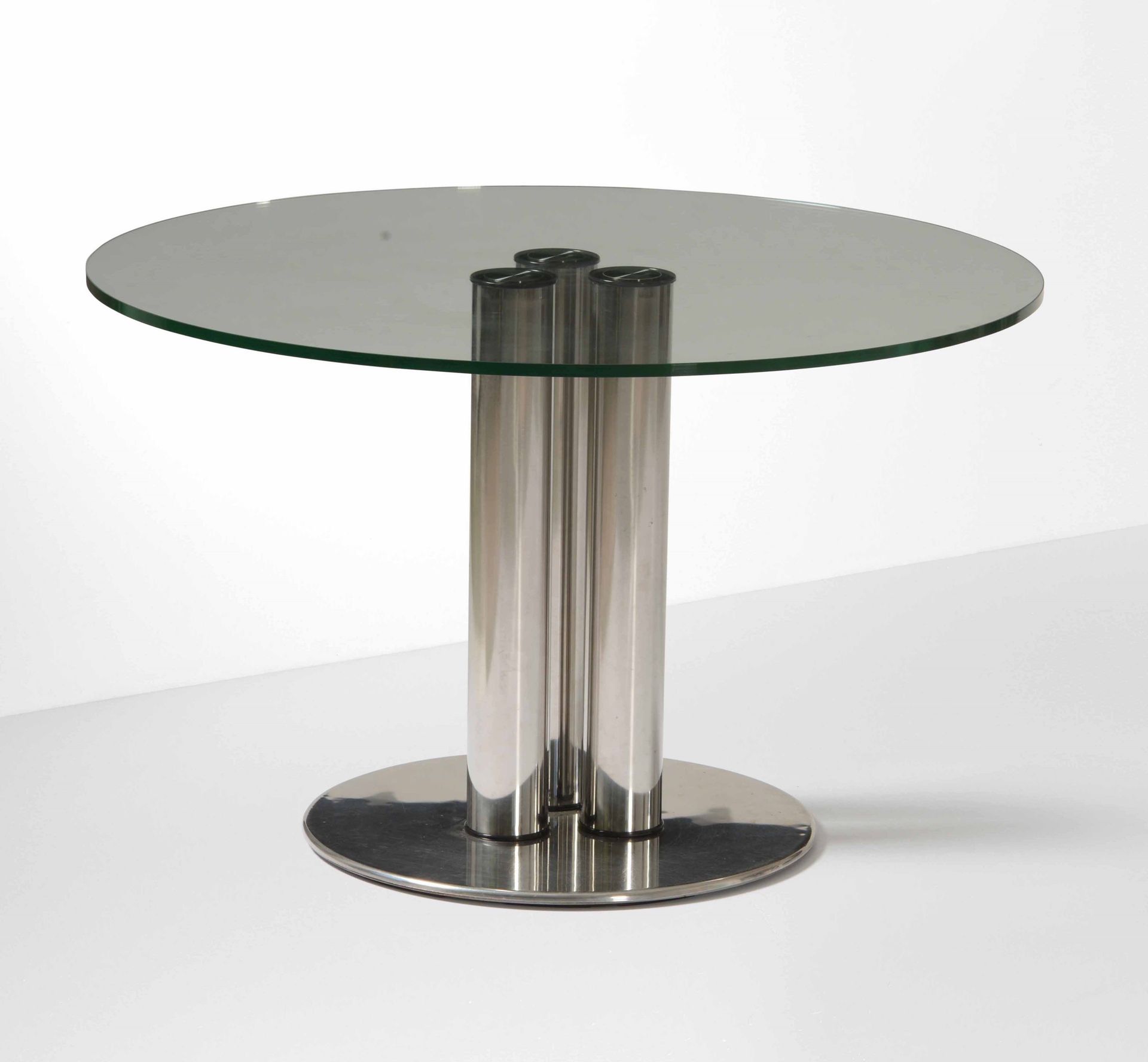 Marco Zanuso, Runder Tisch Marcuso mit Stahlgestell und geschliffener Glasplatte&hellip;