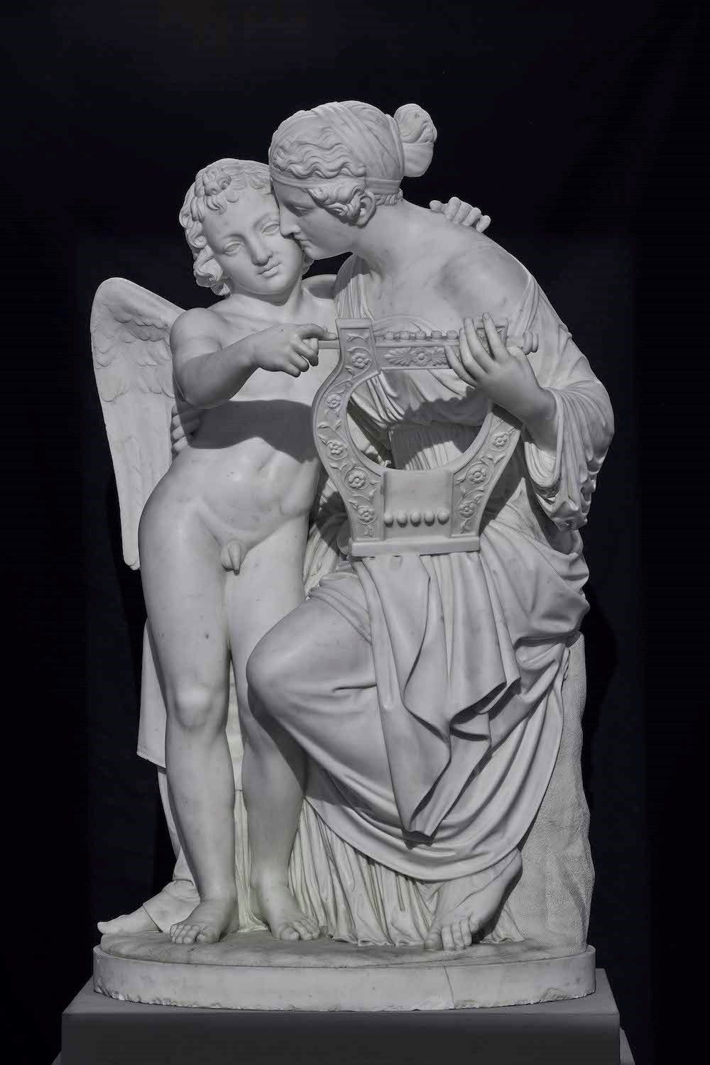 Eros e la Musa Erato. Marmo bianco. Arte neoclassica del XIX secolo El evocador &hellip;