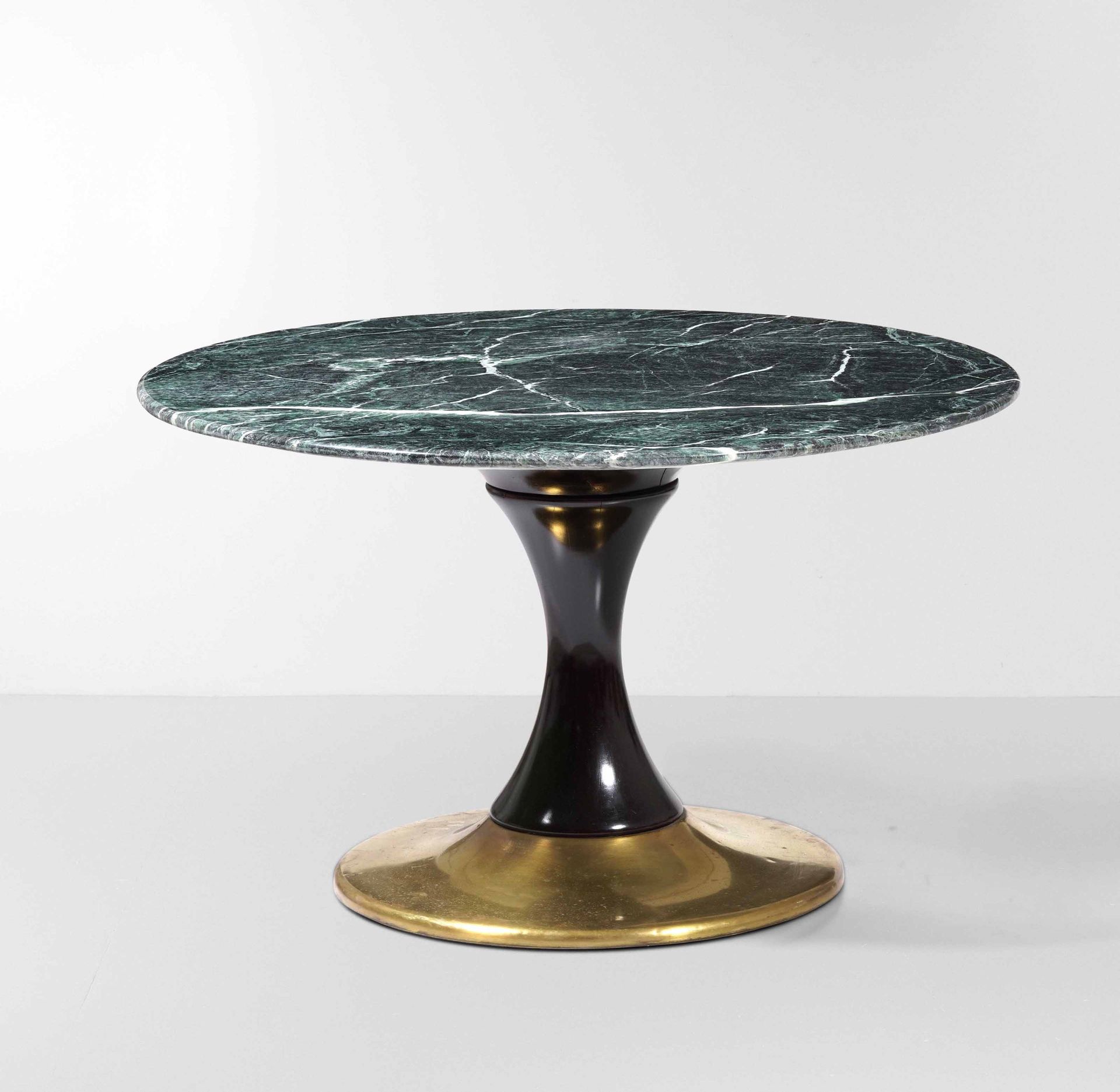 DASSI Table ronde avec cadre en bois tourné laqué, base en laiton et plateau en &hellip;