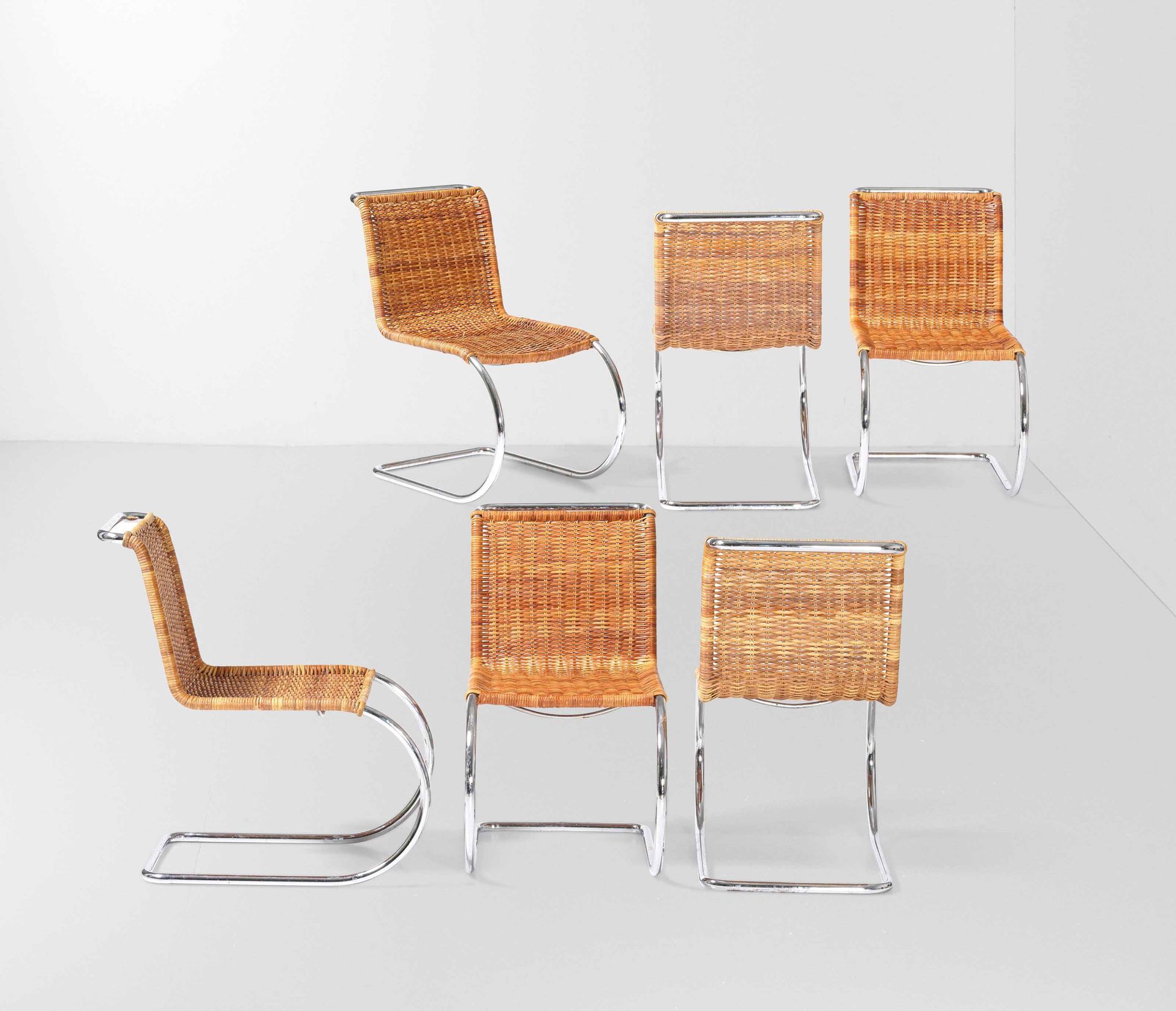 Marcel Breuer 六把椅子，镀铬管状金属框架和编织草席，意大利，约1970年，宽46 - 长65 - 高82 Cm