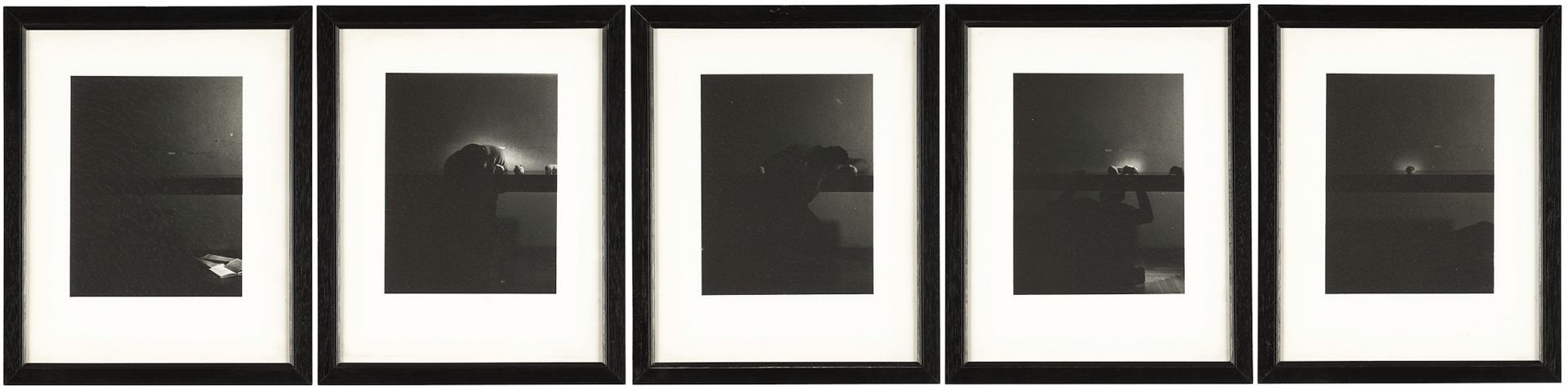 Garutti Alberto, Senza titolo 在一个元素的背面签名，照片，由5个元素组成，宽15-高19厘米，私人收藏，米兰